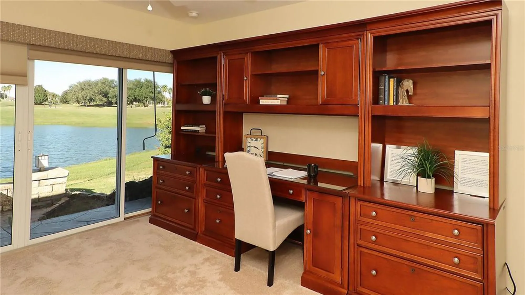 Property Slideshow image 26 of 60 | 1988 dove hollow run, The Villages, FL, 32162