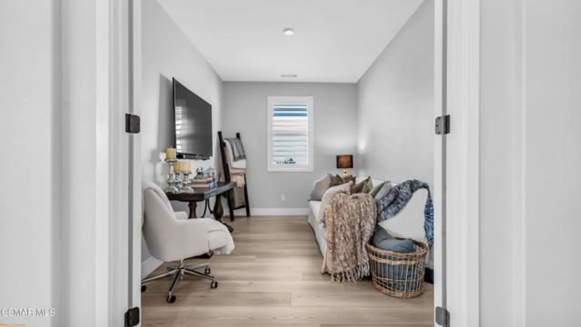 Property Slideshow image 13 of 43 | 82395 crane dr, Indio, CA, 92201