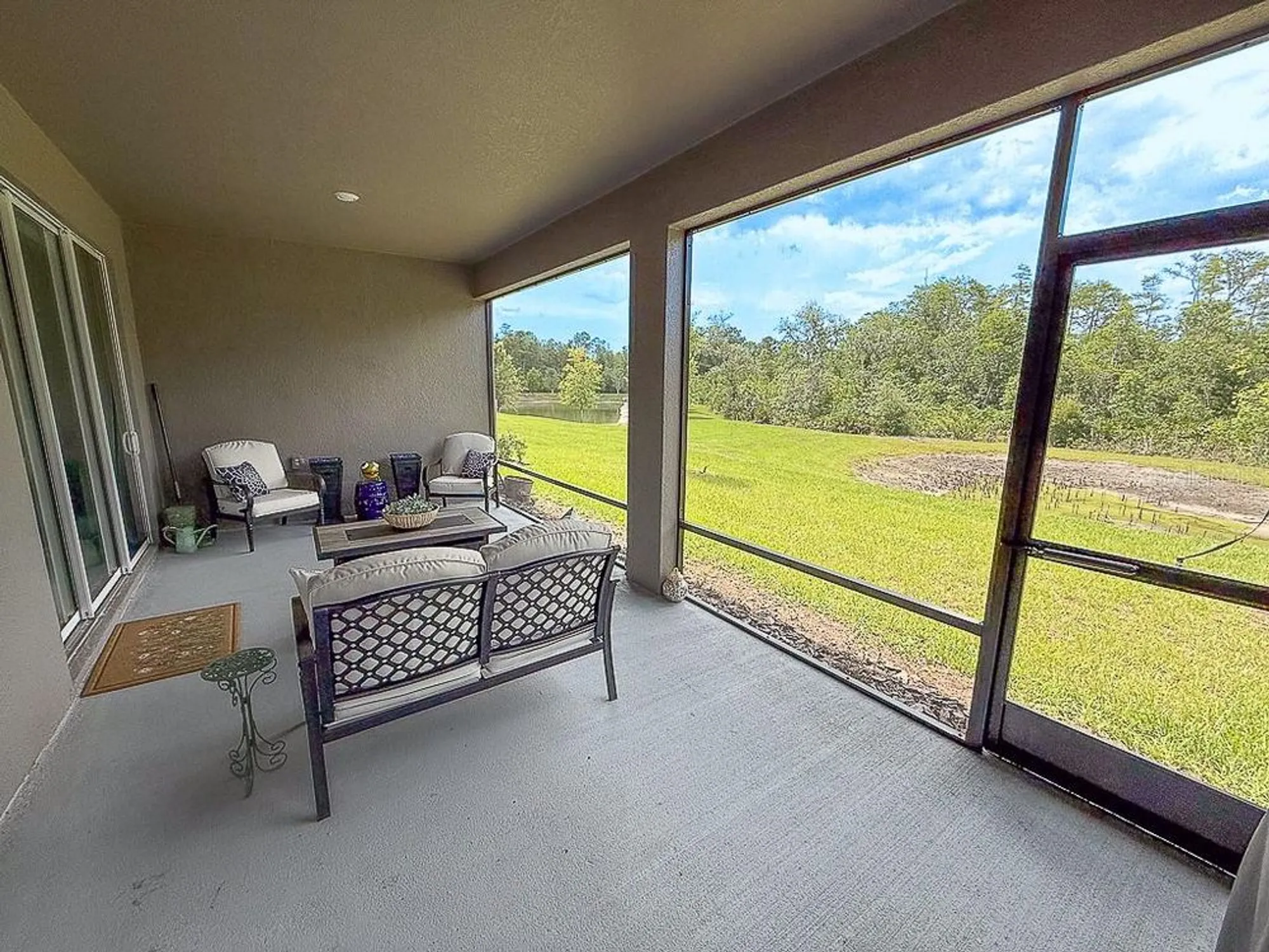 Property Slideshow image 43 of 77 | 10367 banyan breeze blvd, Land O Lakes, FL, 34638