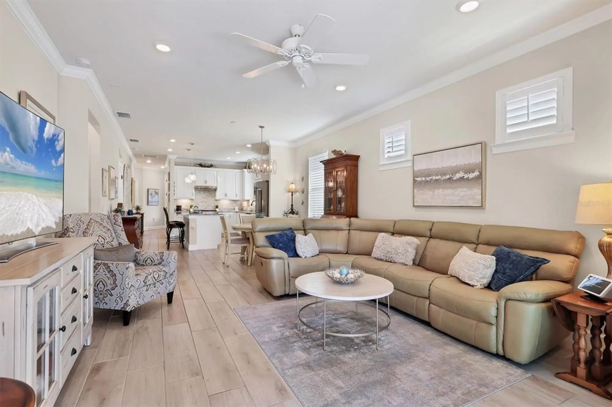 Property Slideshow image 15 of 78 | 6918 hanover ct, Lakewood Ranch, FL, 34202