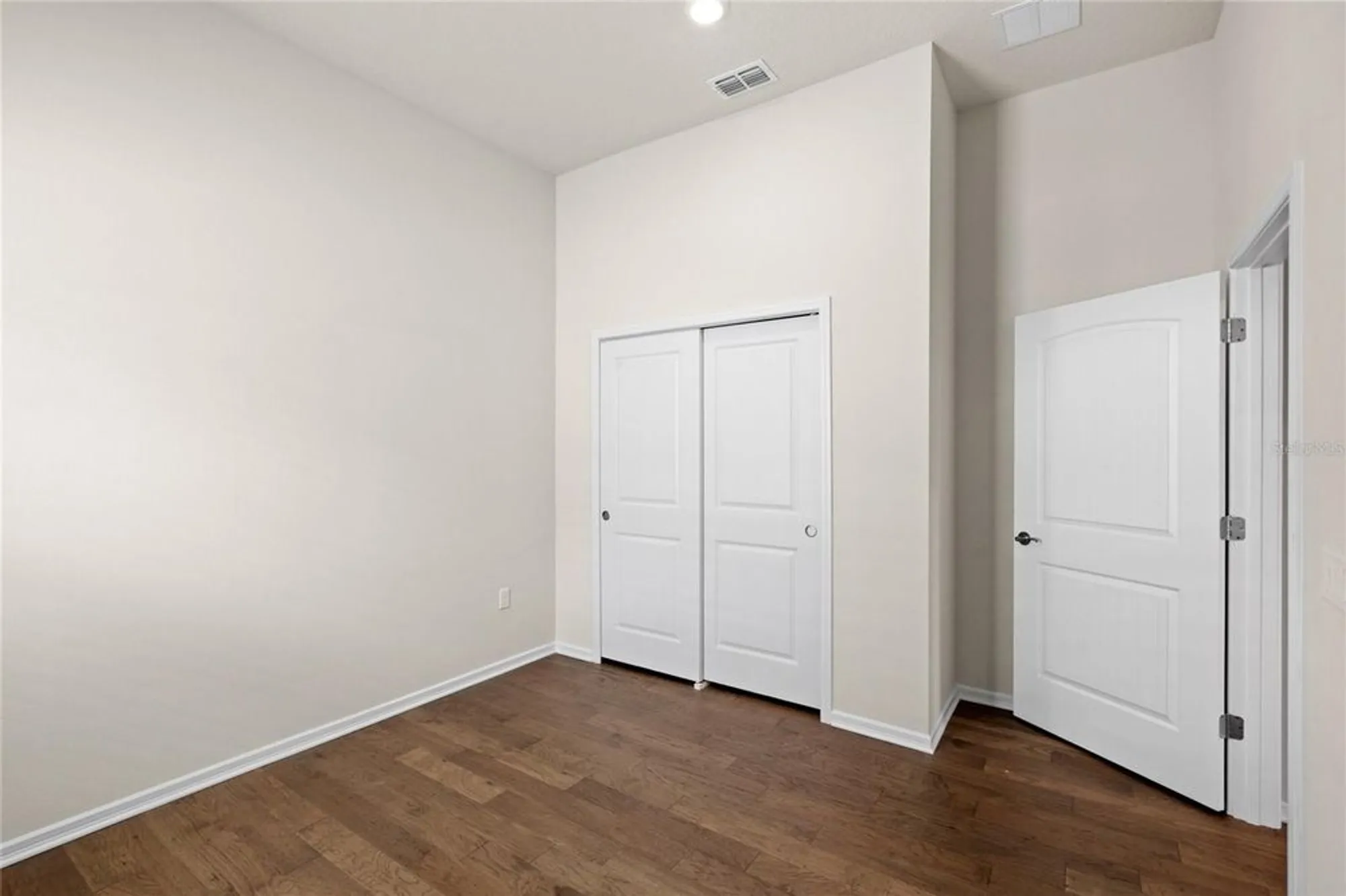 Property Slideshow image 32 of 52 | 15084 canopy cover dr, Winter Garden, FL, 34787