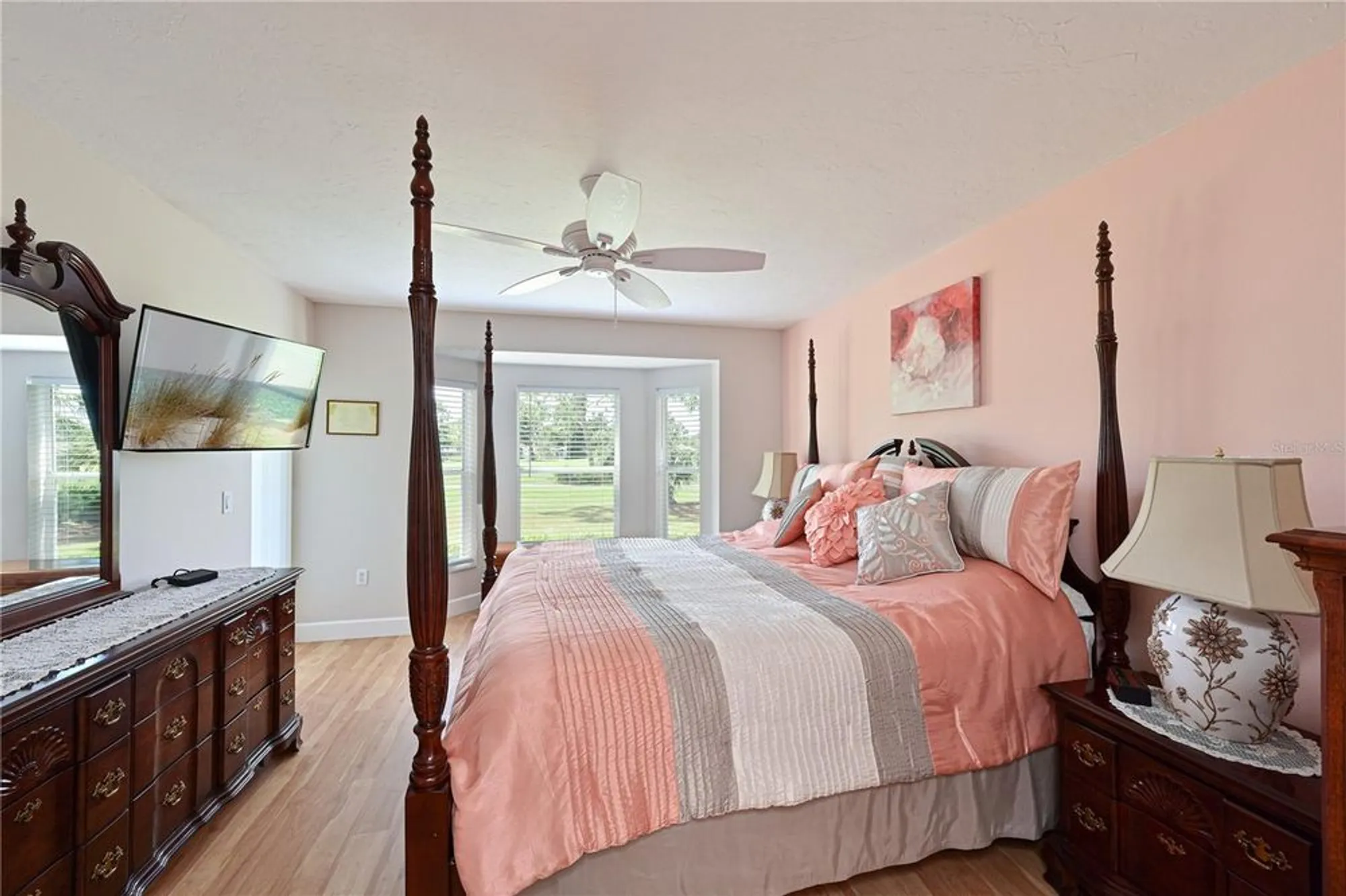 Property Slideshow image 19 of 70 | 6904 drewrys blf apt 803, Bradenton, FL, 34203