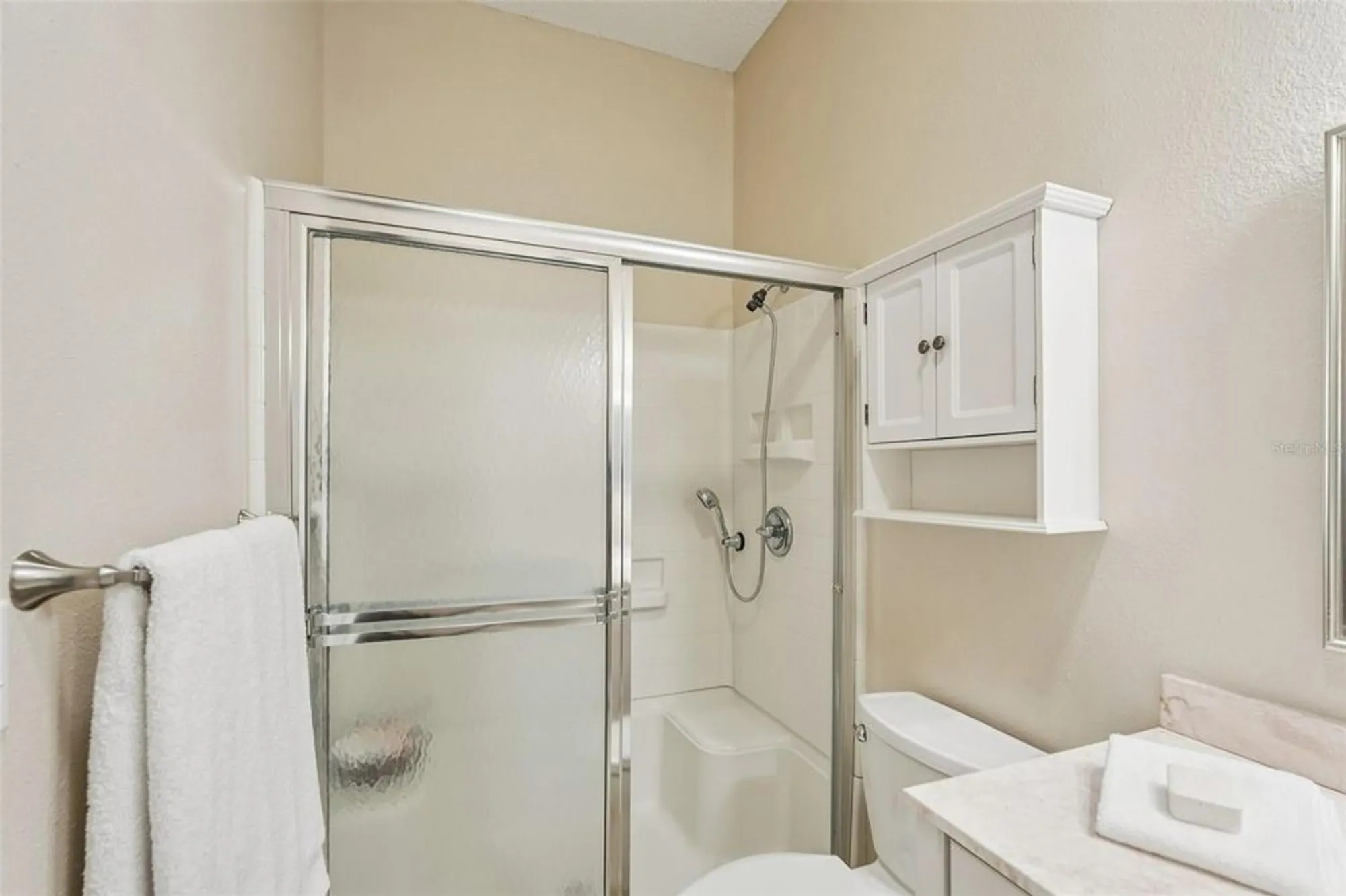 Property Slideshow image 19 of 57 | 2433 new haven cir, Sun City Center, FL, 33573