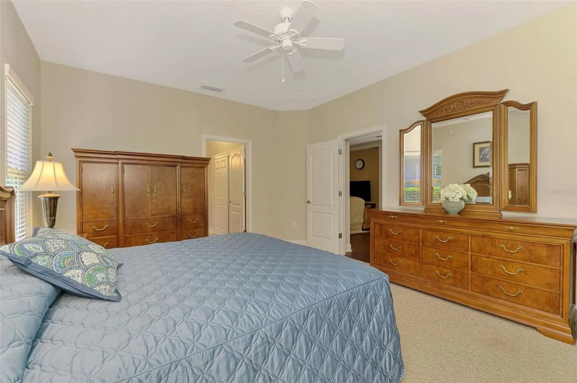 Property Slideshow image 34 of 100 | 12229 stuart dr, Venice, FL, 34293