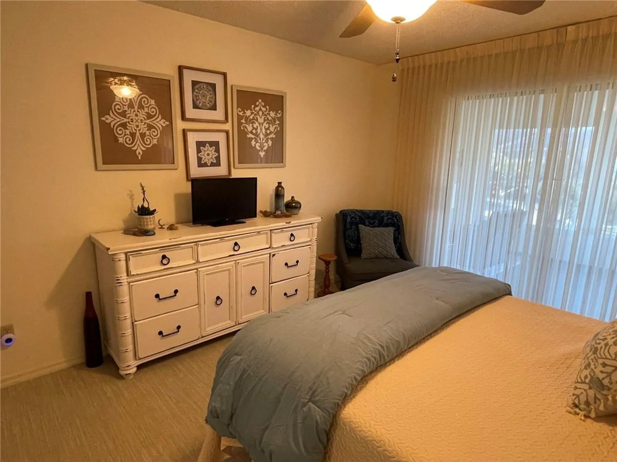 Property Slideshow image 9 of 22 | 420 s brockfield dr, Sun City Center, FL, 33573