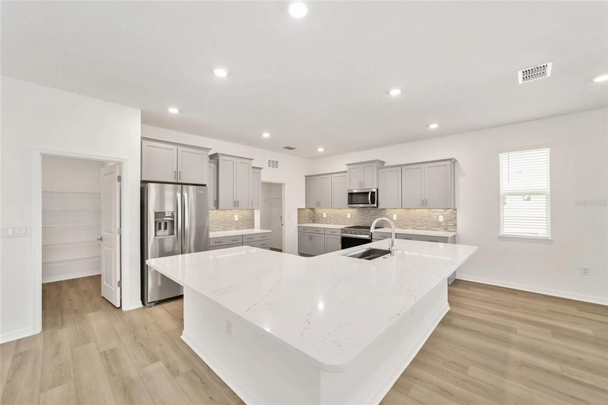 Property Slideshow image 19 of 41 | 10329 sw 106th ct, Ocala, FL, 34481