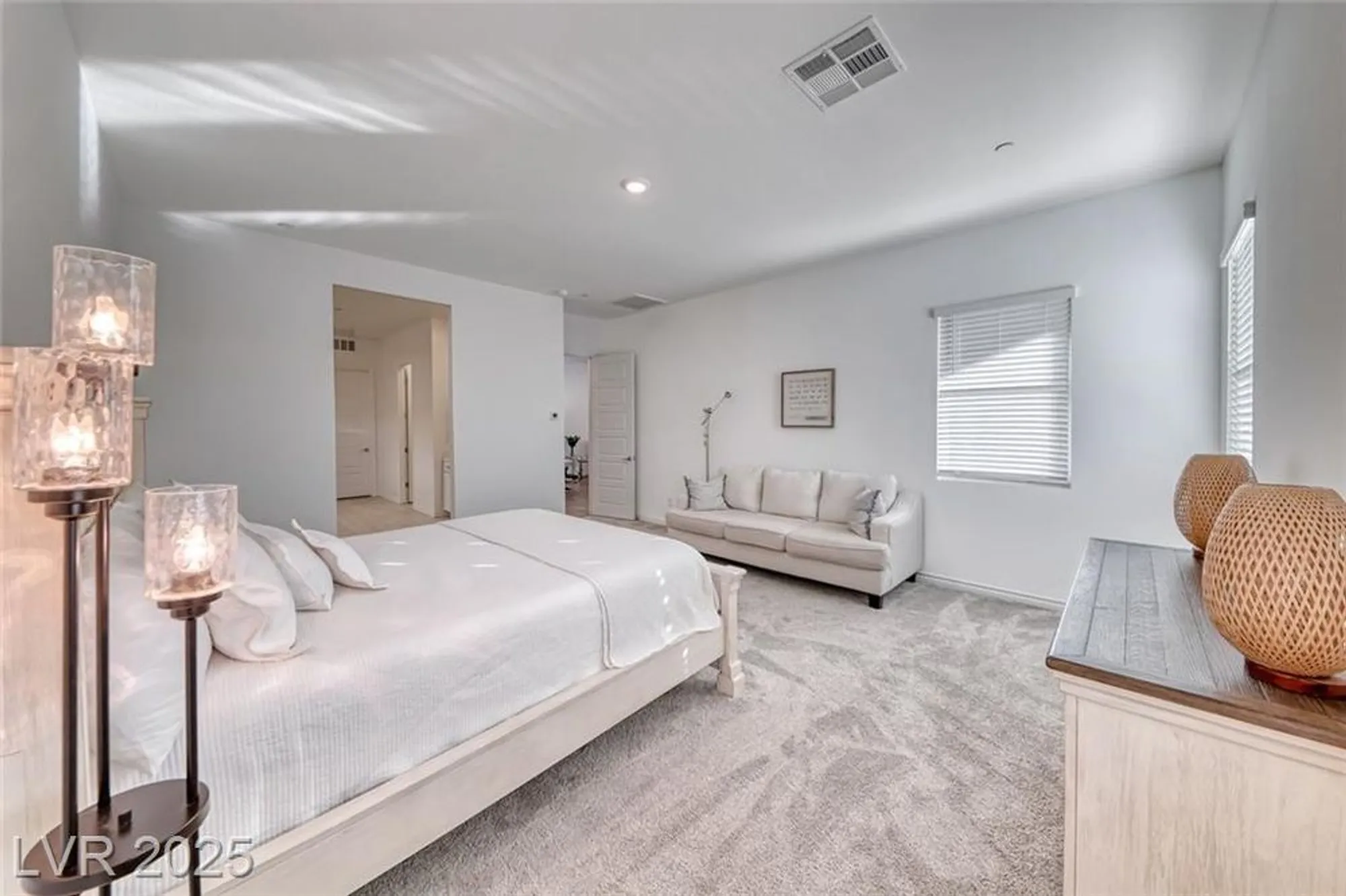 Property Slideshow image 30 of 65 | 141 juliette pointe ln, Henderson, NV, 89011