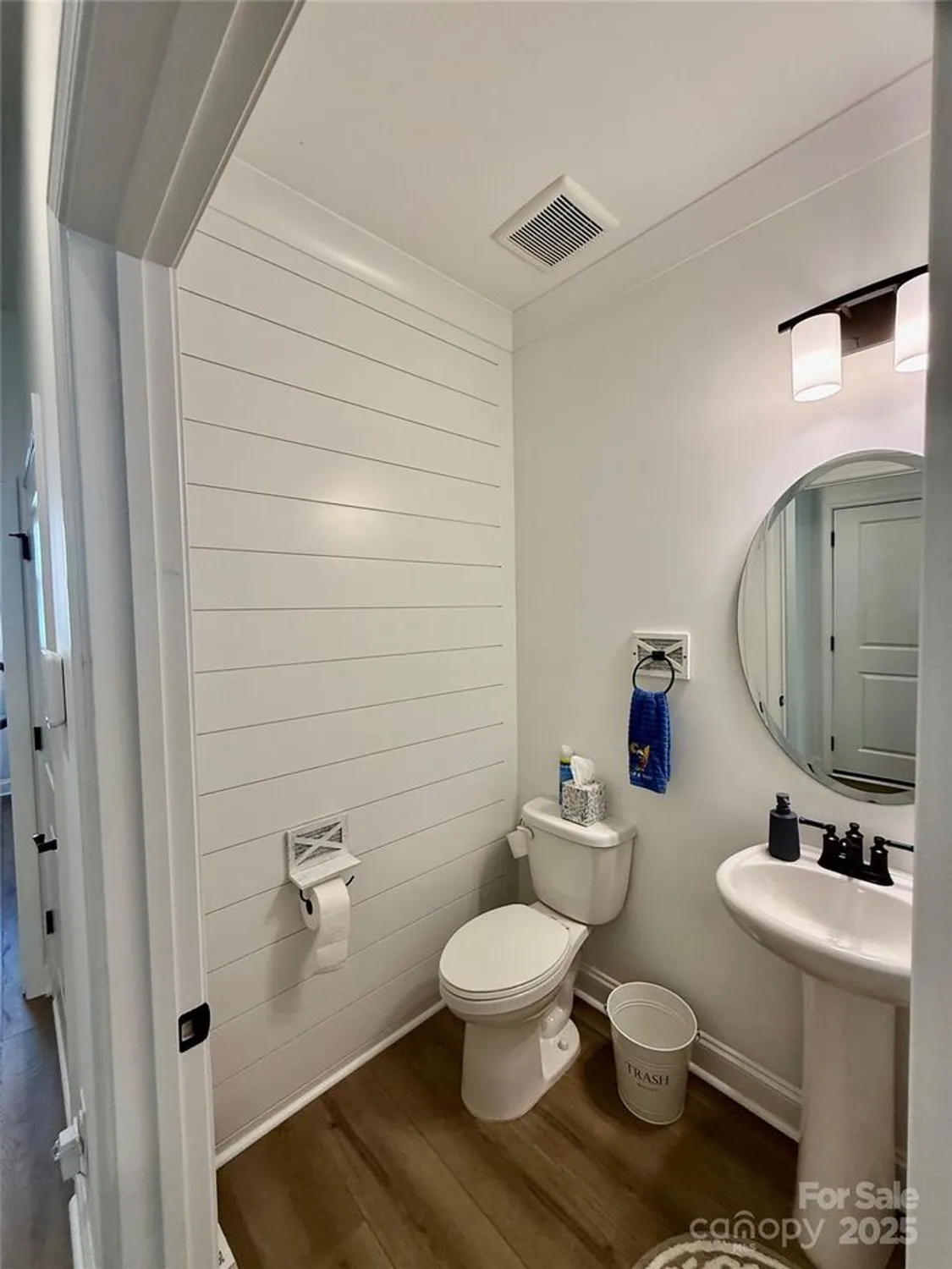 Property Slideshow image 16 of 44 | 1949 sparkling stream dr, Belmont, NC, 28012