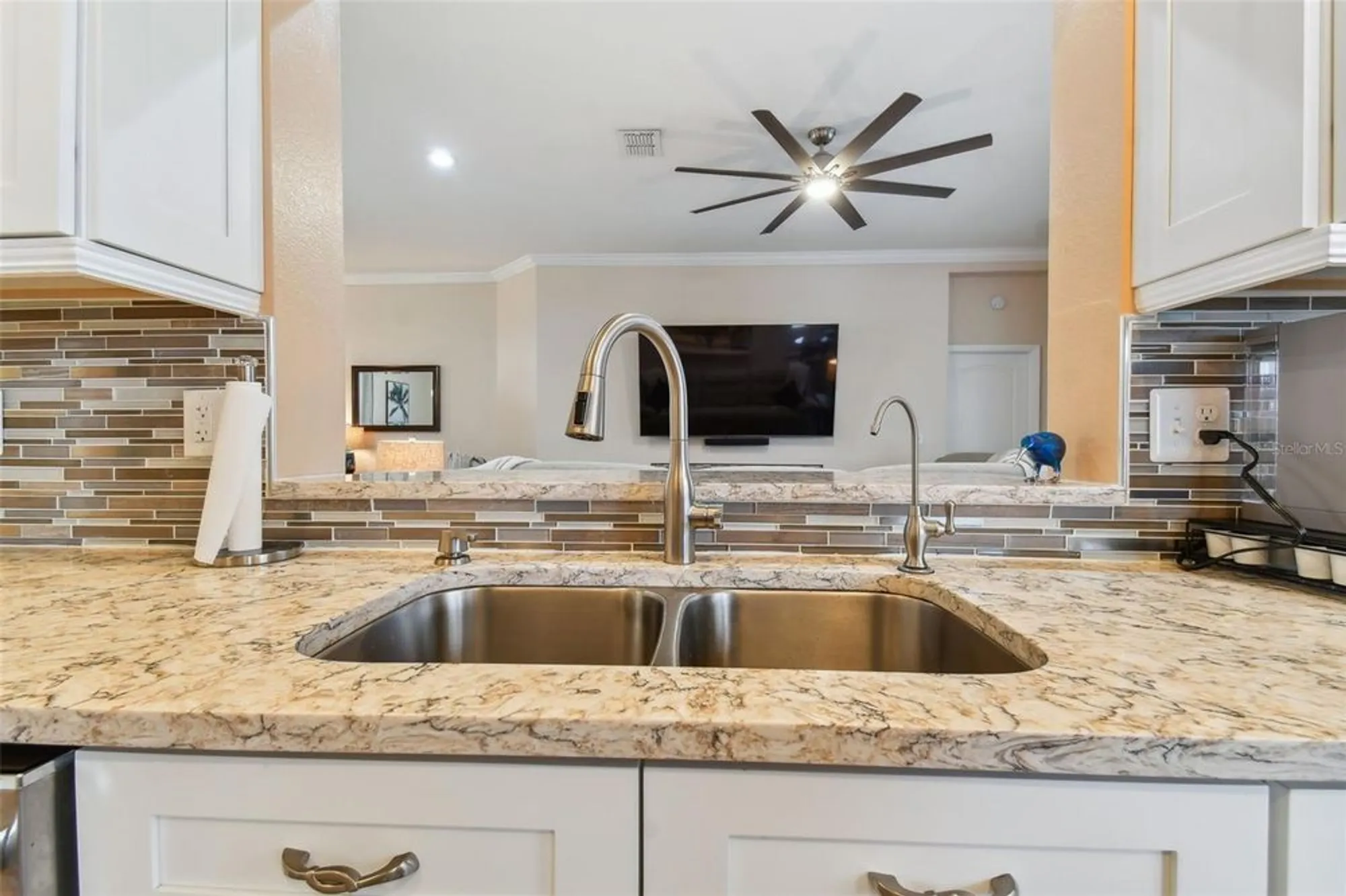 Property Slideshow image 53 of 72 | 1119 villeroy dr, Sun City Center, FL, 33573