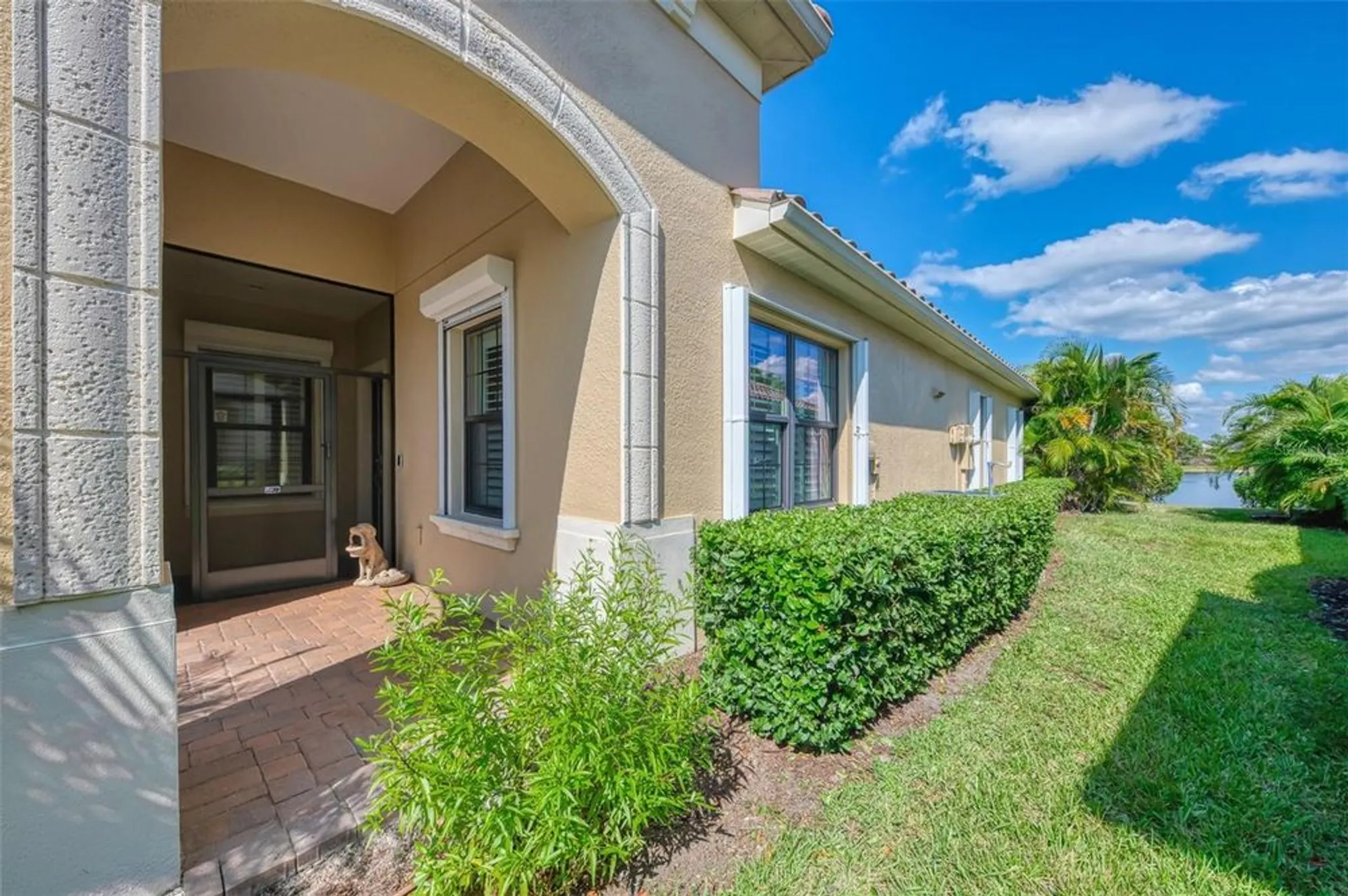 Property Slideshow image 6 of 100 | 11512 okaloosa dr, Venice, FL, 34293