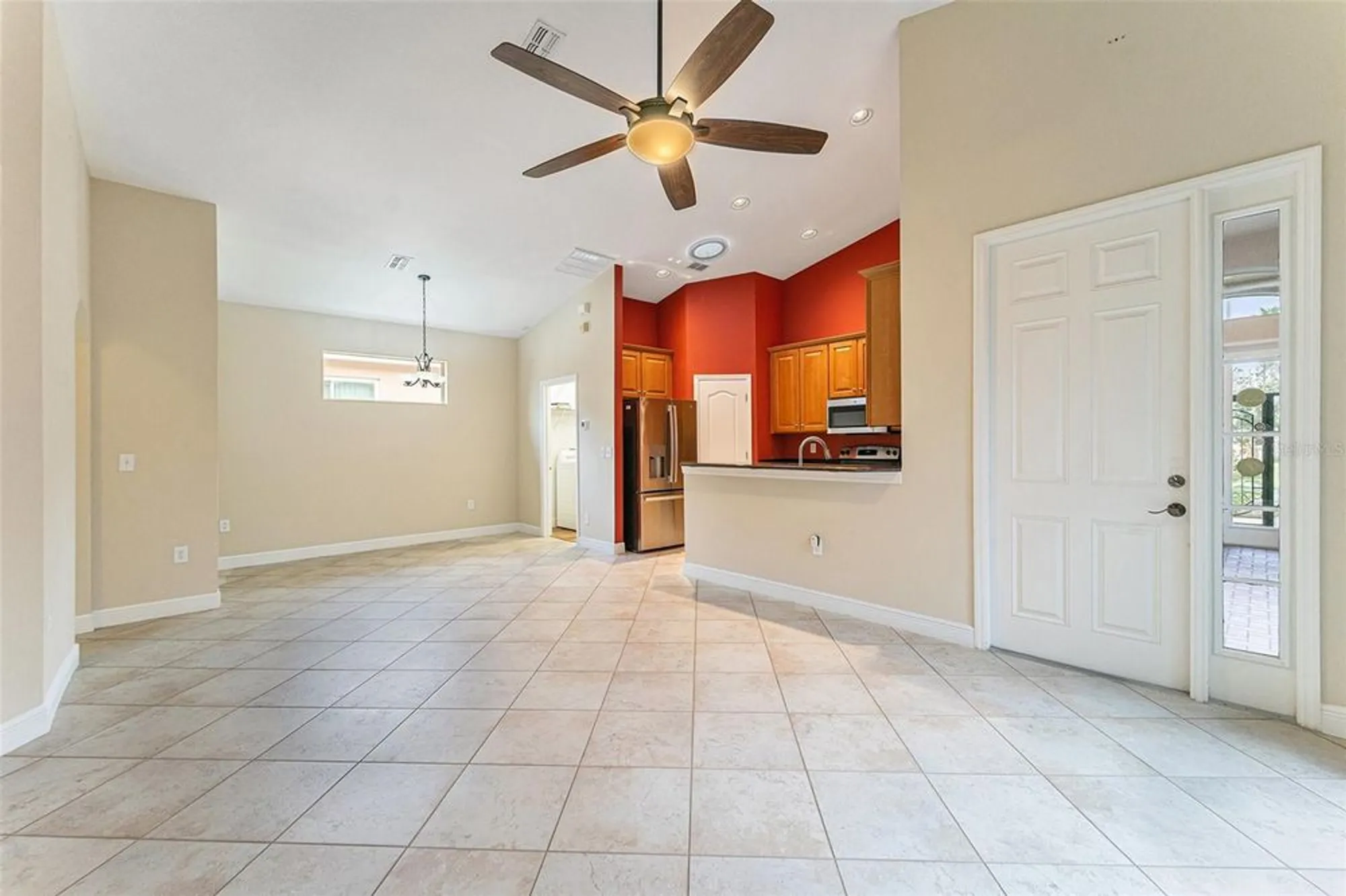 Property Slideshow image 6 of 38 | 9448 rolling cir, San Antonio, FL, 33576