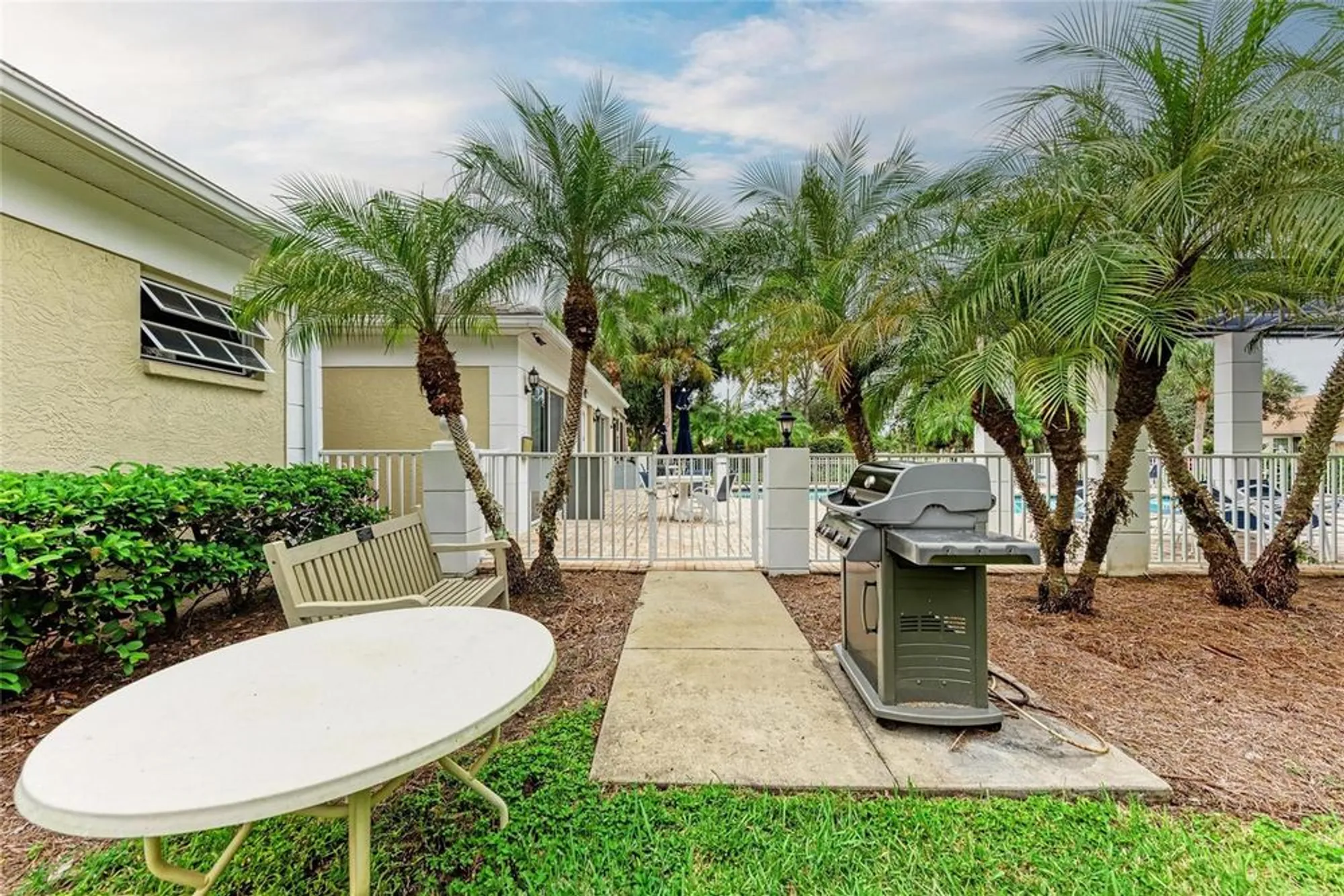 Property Slideshow image 42 of 43 | 119 woodbridge dr 103, Venice, FL, 34293