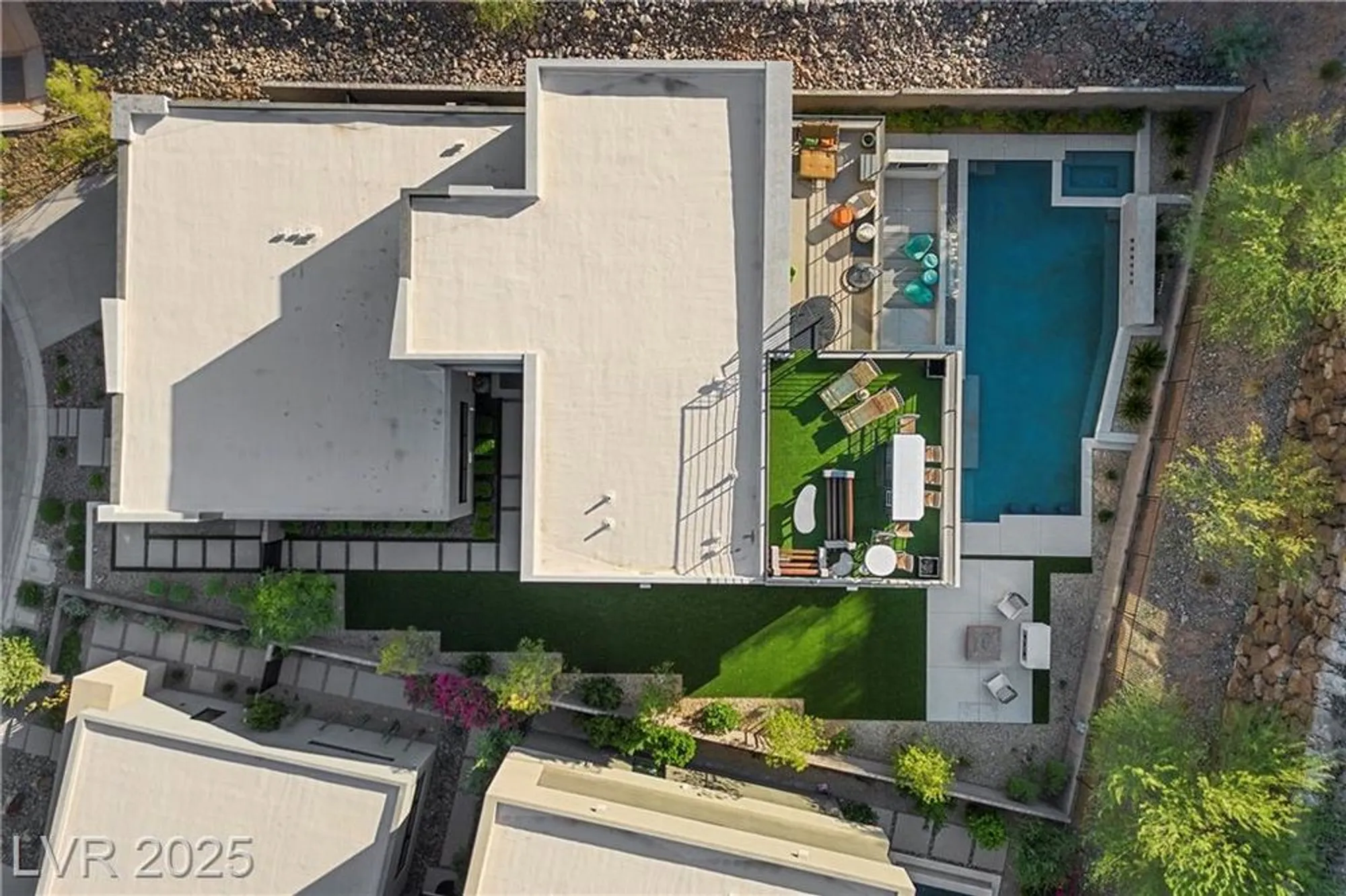 Property Slideshow image 93 of 99 | 5 highland cove ln, Henderson, NV, 89011