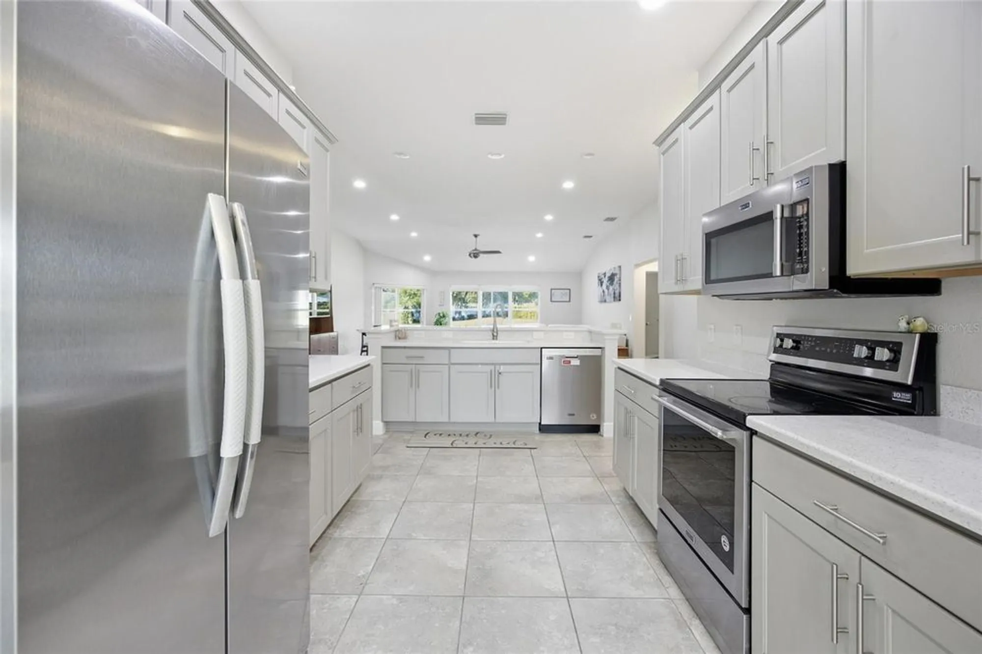 Property Slideshow image 13 of 61 | 4846 audrey marie ct, Oxford, FL, 34484