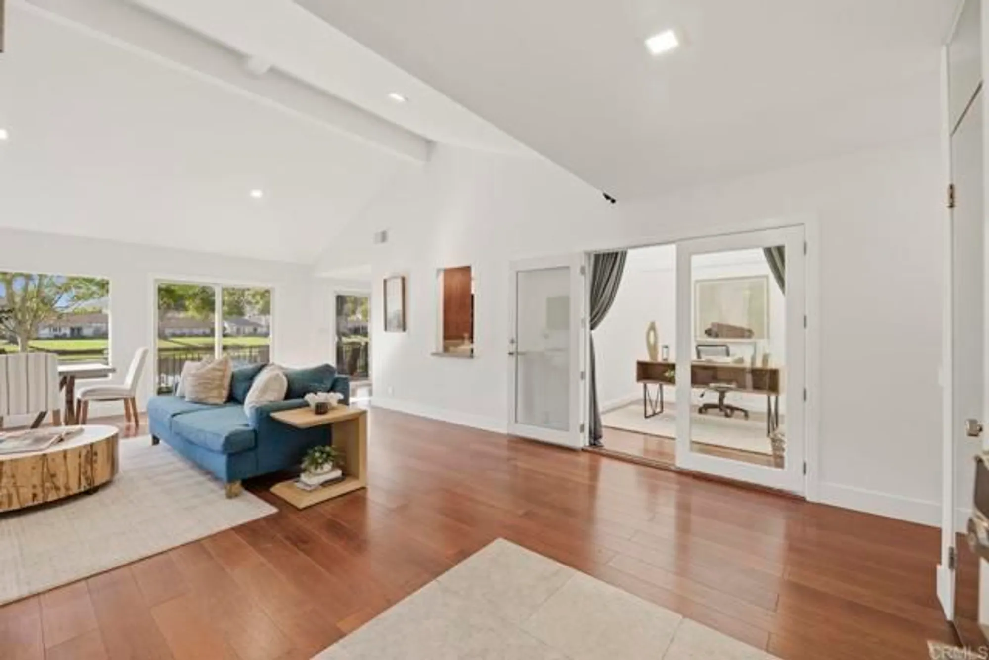 Property Slideshow image 15 of 44 | 1541 via entrada del lago, San Marcos, CA, 92078