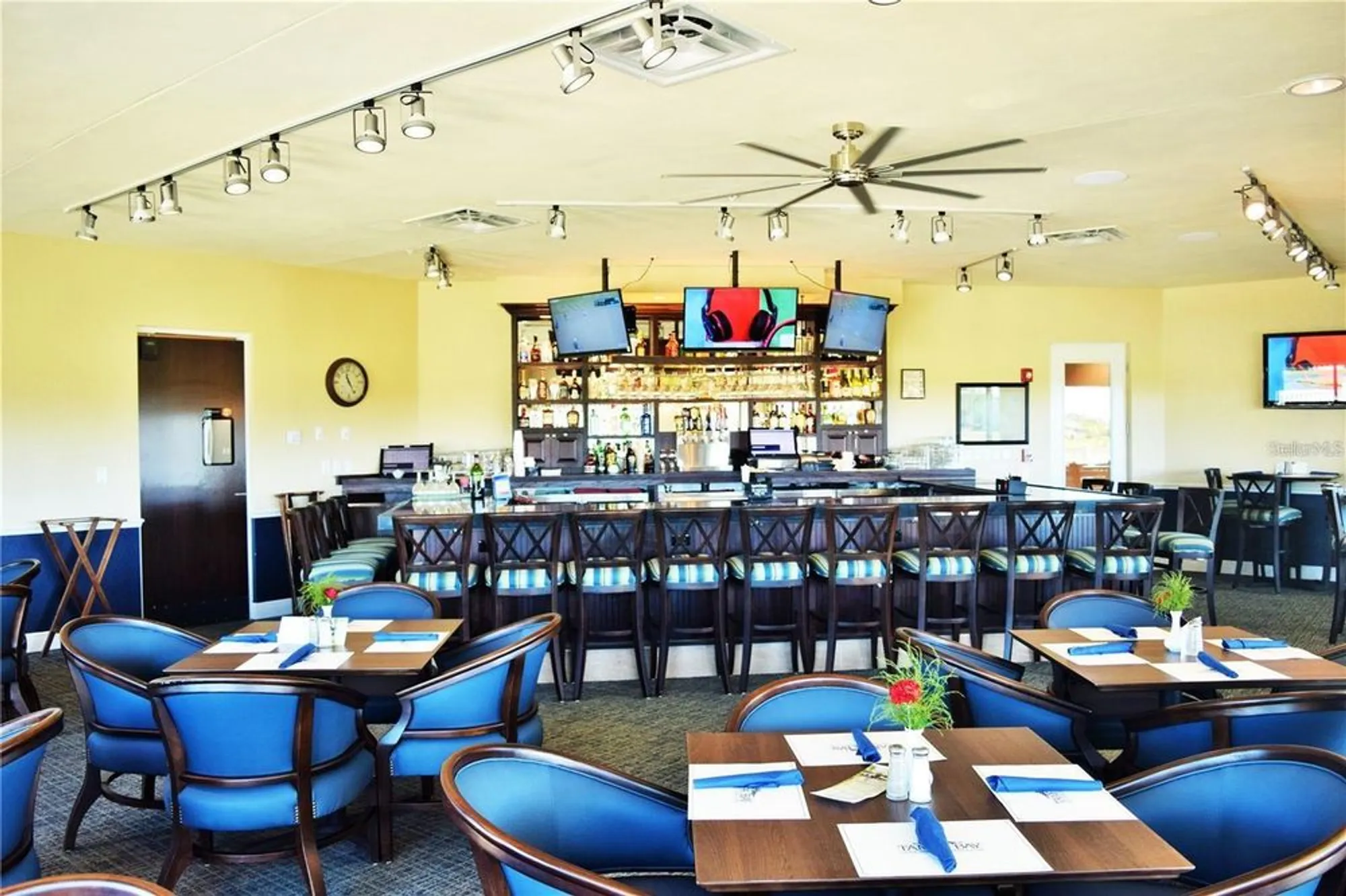 Property Slideshow image 28 of 45 | 10048 cleghorn dr, San Antonio, FL, 33576