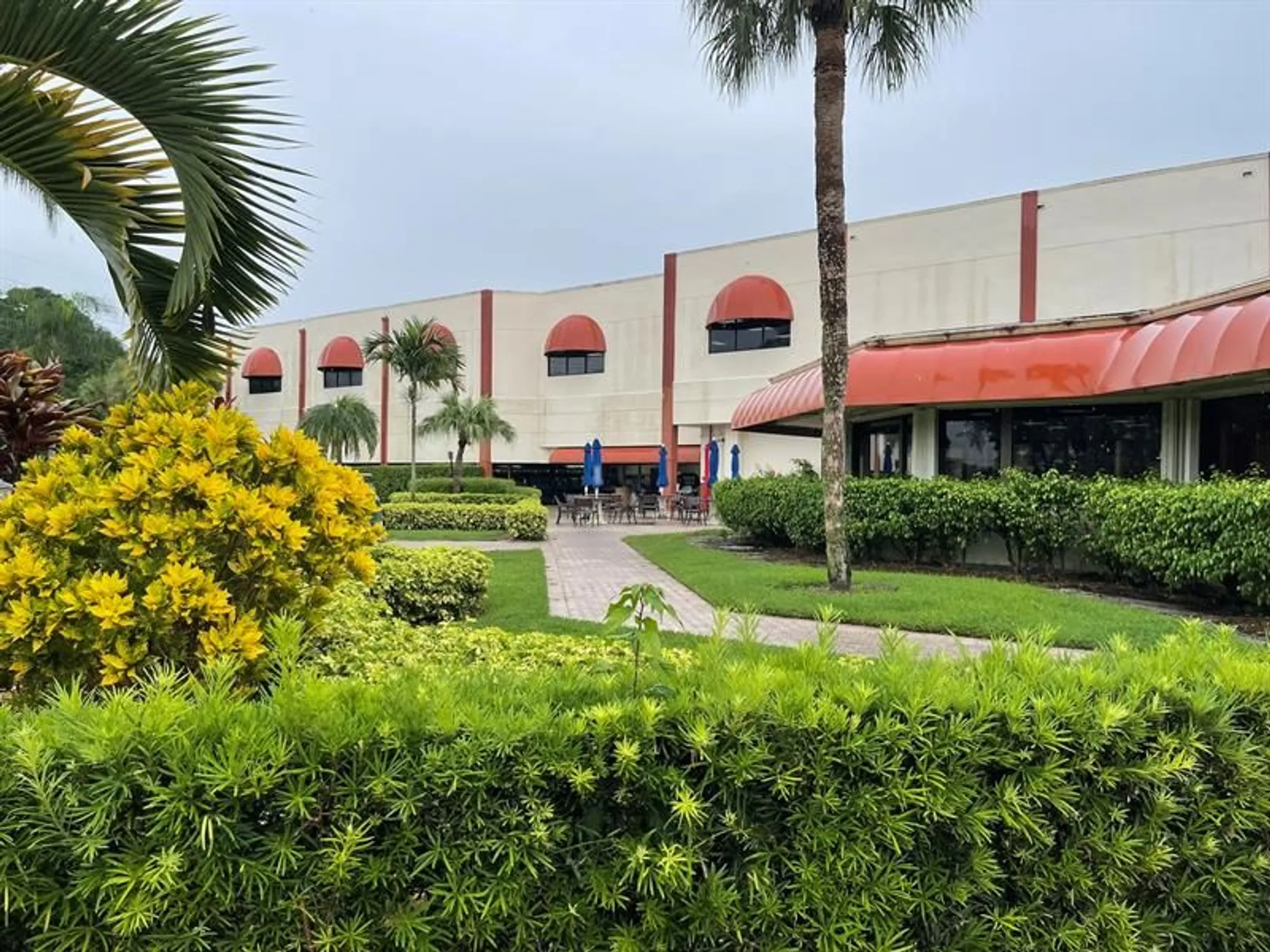 Property Slideshow image 69 of 99 | 361 s hollybrook dr 103, Pembroke Pines, FL, 33025