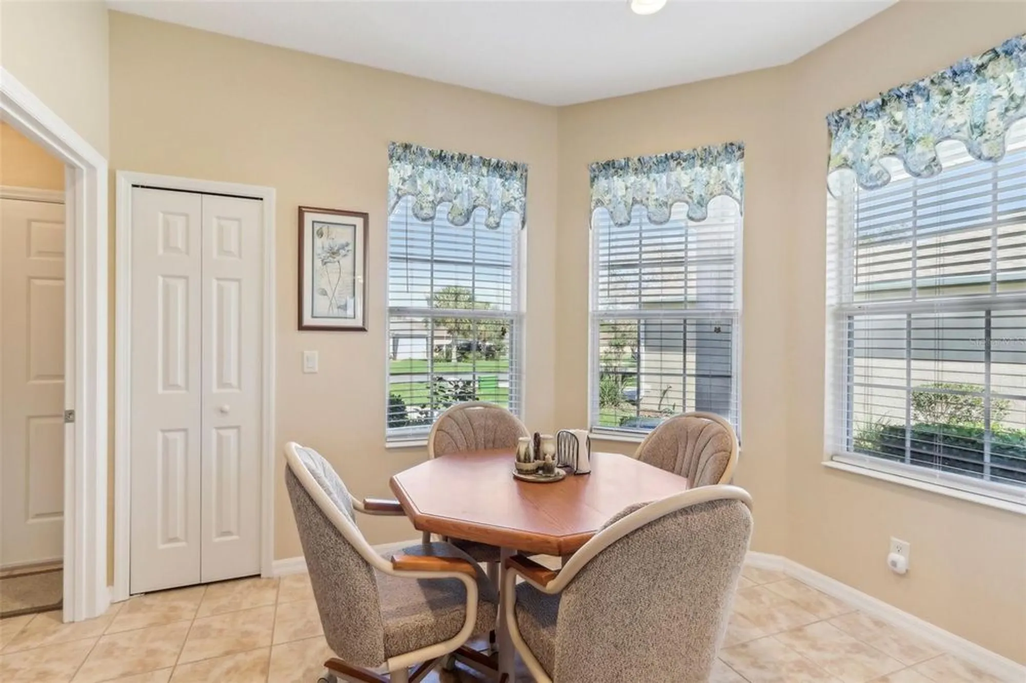 Property Slideshow image 16 of 42 | 27536 stoney brook dr, Leesburg, FL, 34748