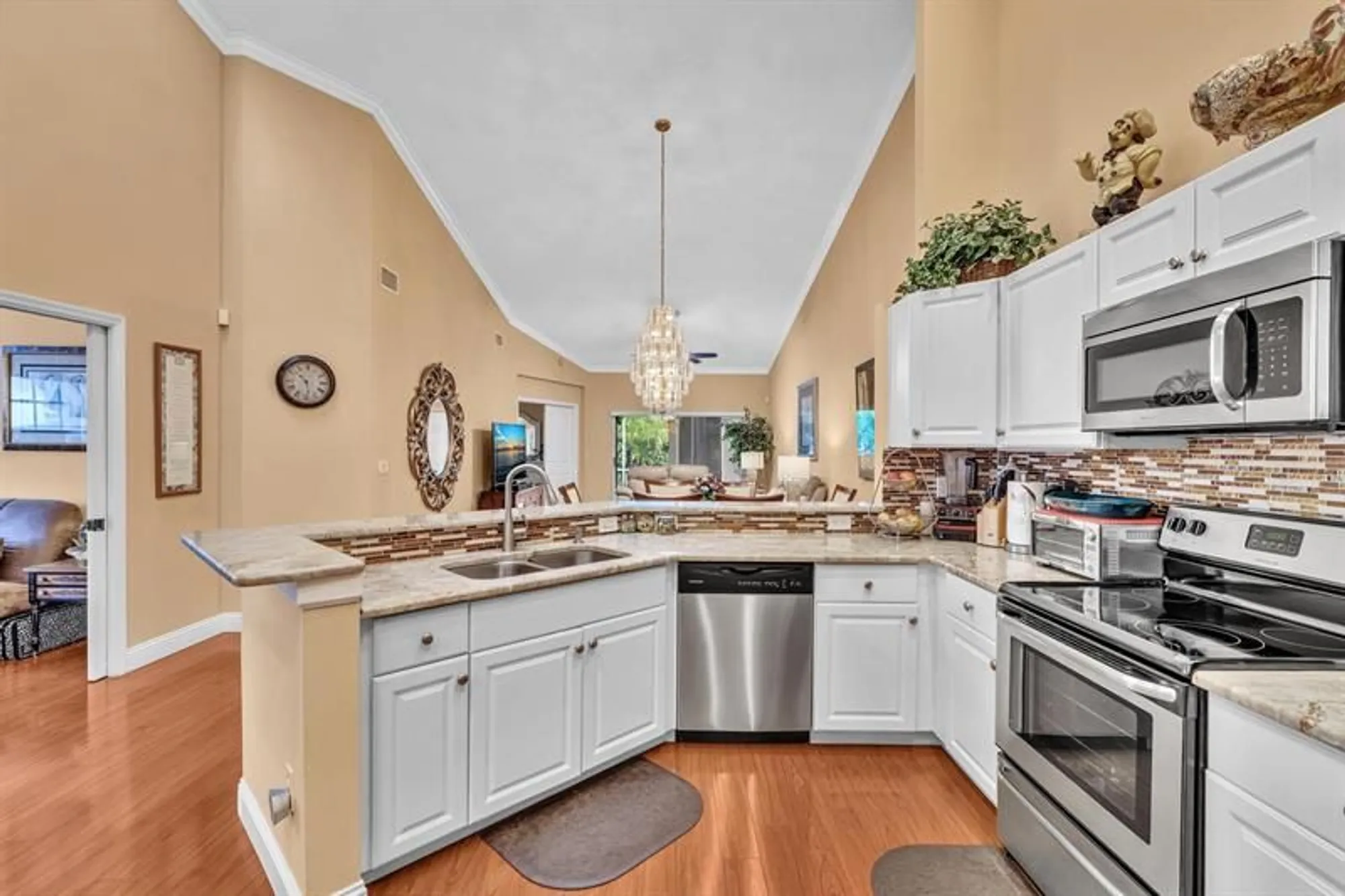 Property Slideshow image 8 of 59 | 9714 malvern dr # 9714, Tamarac, FL, 33321