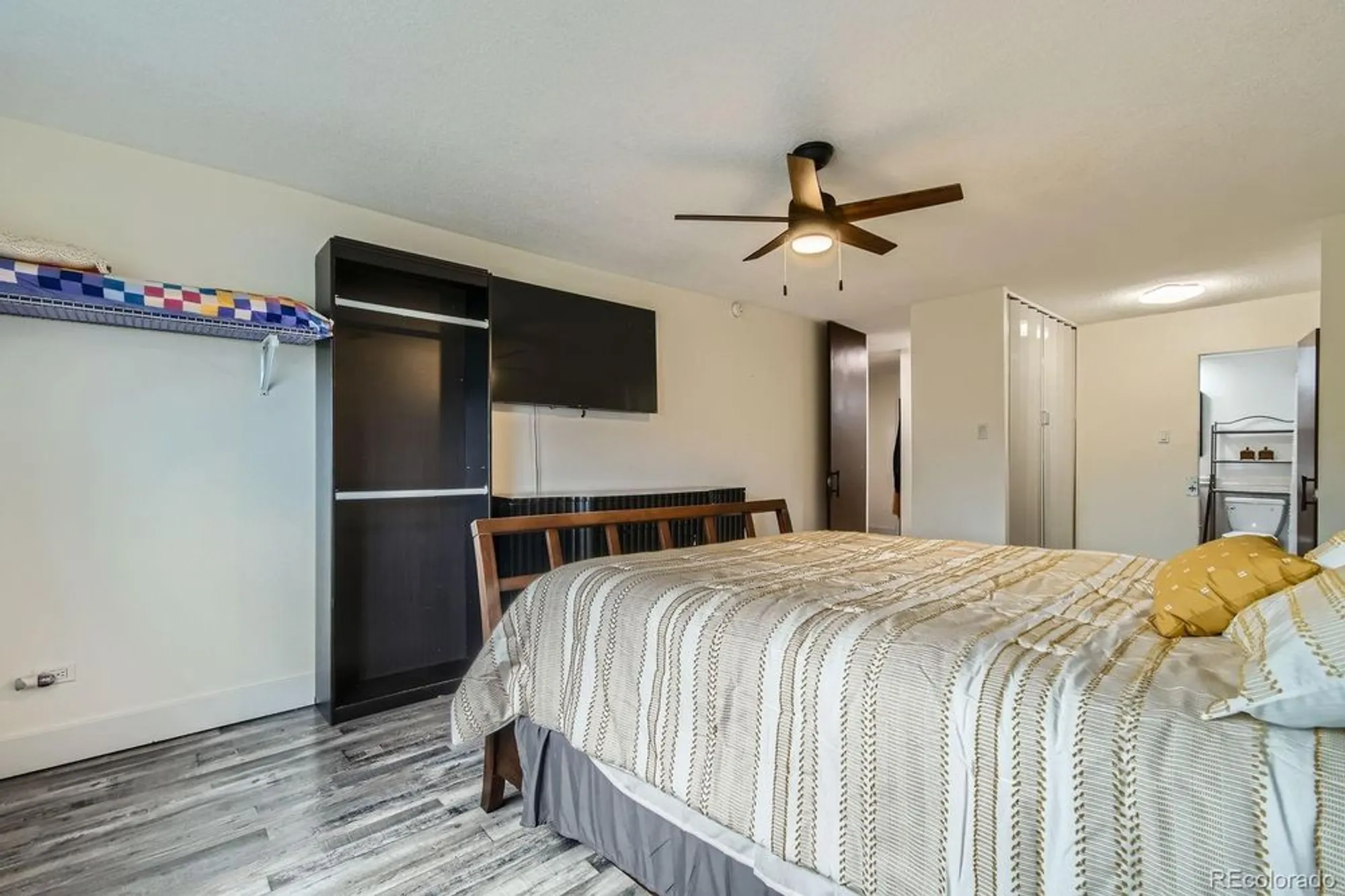 Property Slideshow image 9 of 24 | 610 s clinton st apt 8c, Denver, CO, 80247