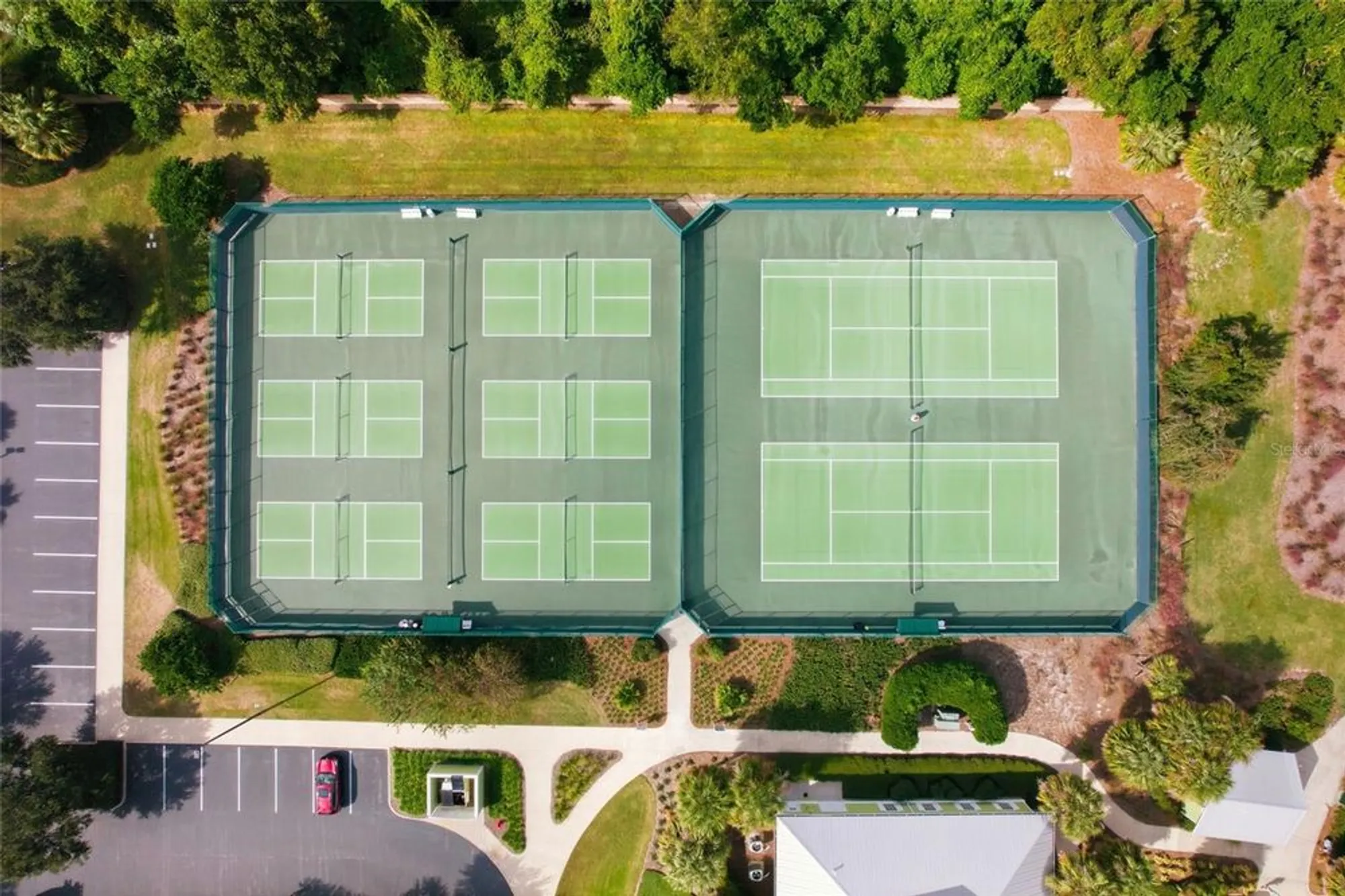 Property Slideshow image 36 of 38 | 1923 useppa oaks ln, The Villages, FL, 32163