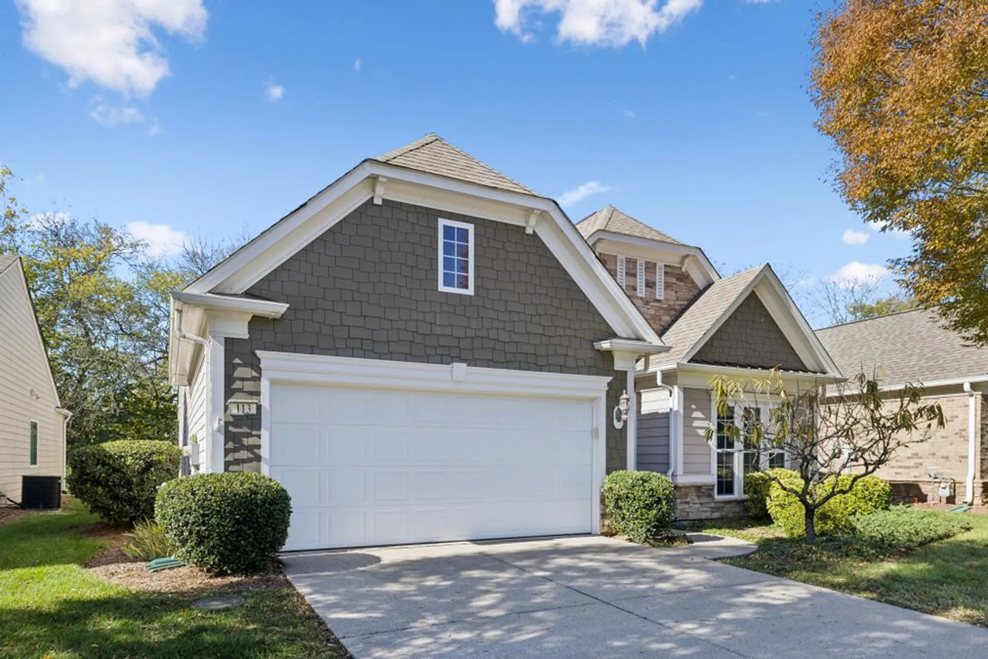 Property Slideshow image 4 of 52 | 113 navy cir, Mount Juliet, TN, 37122