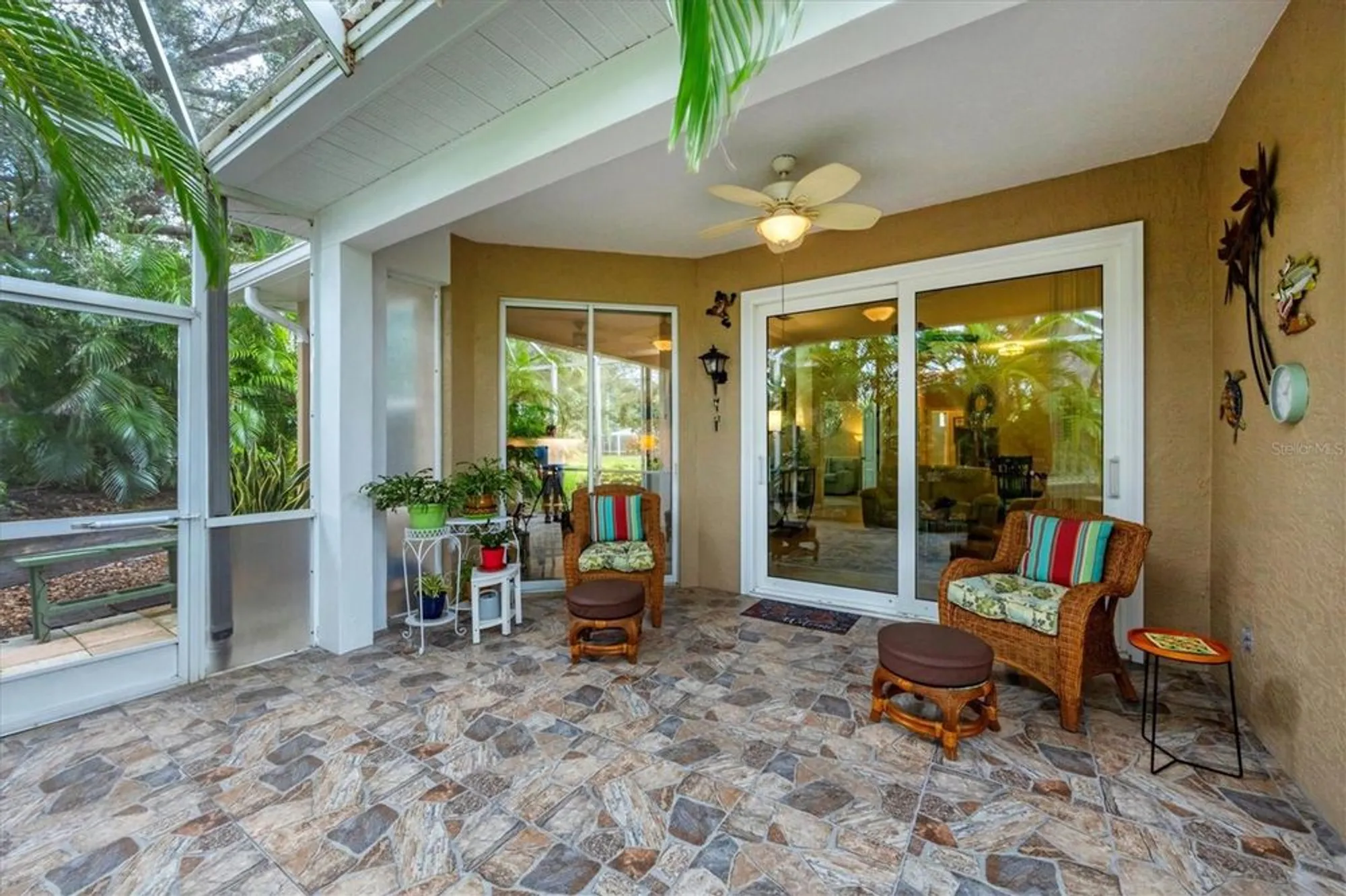 Property Slideshow image 24 of 44 | 914 barclay ct, Venice, FL, 34293