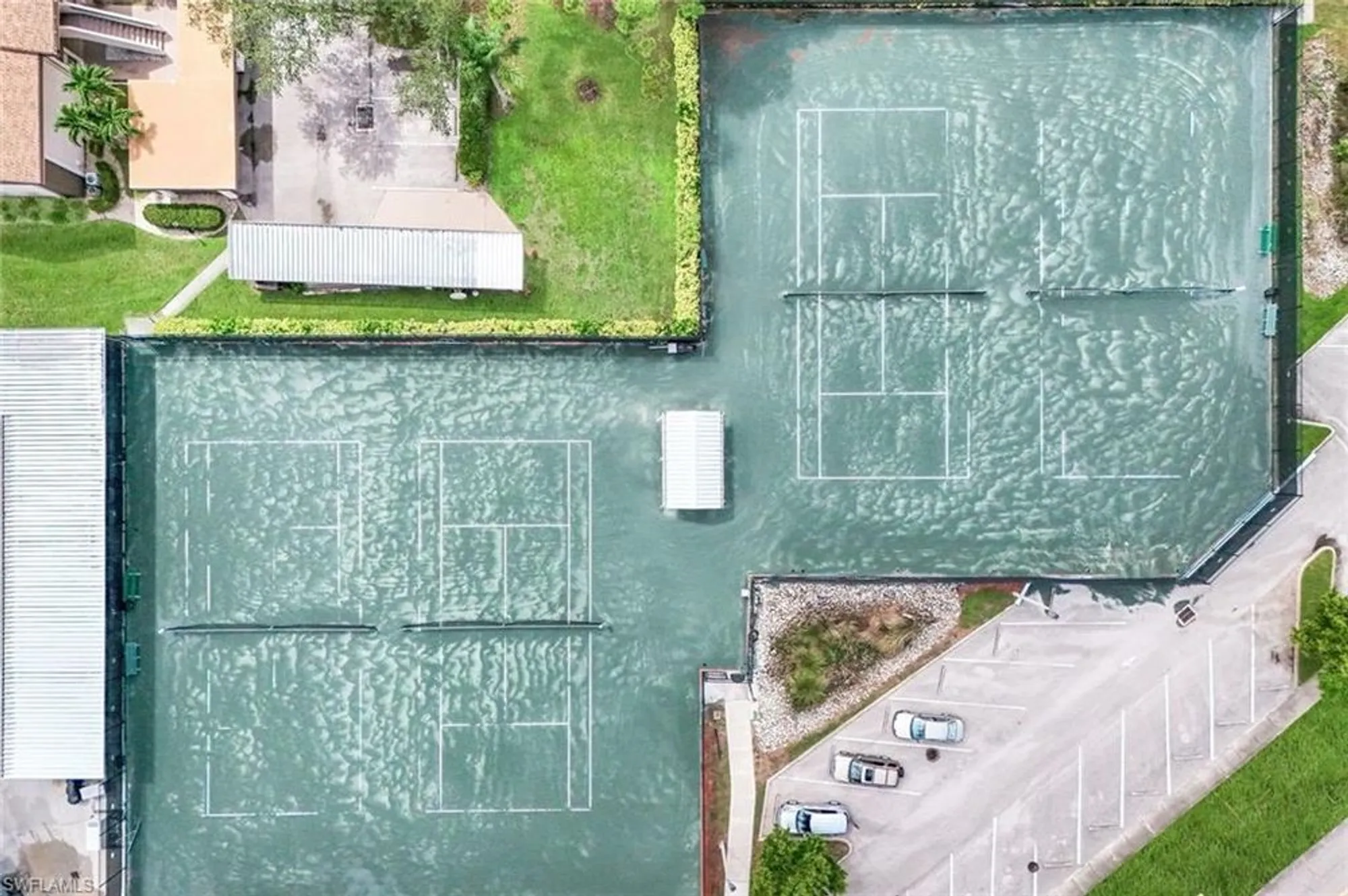 Property Slideshow image 36 of 37 | 5585 trailwinds dr apt 326, Fort Myers, FL, 33907