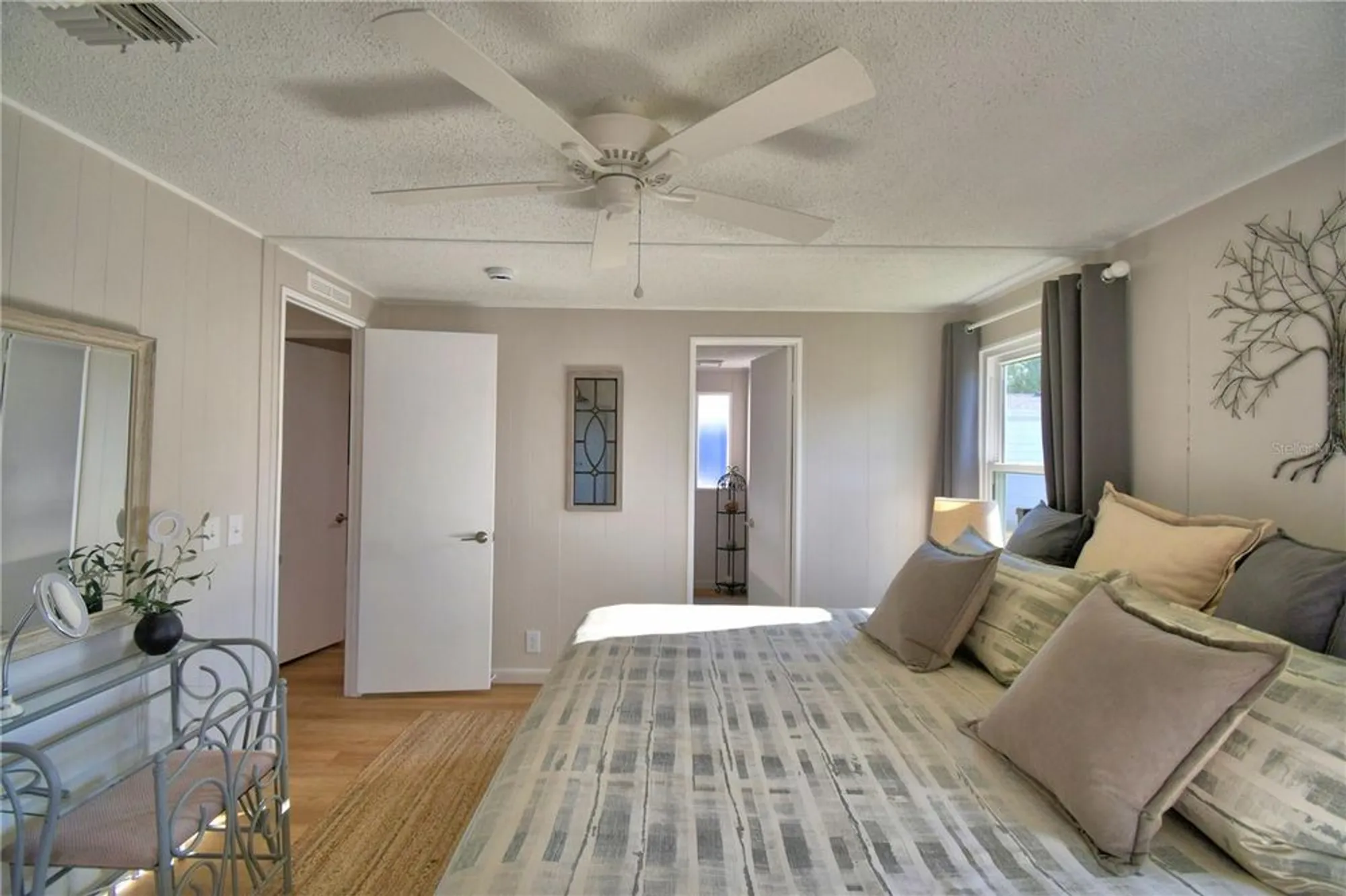 Property Slideshow image 28 of 50 | 4849 goldenview ln, Lakeland, FL, 33811