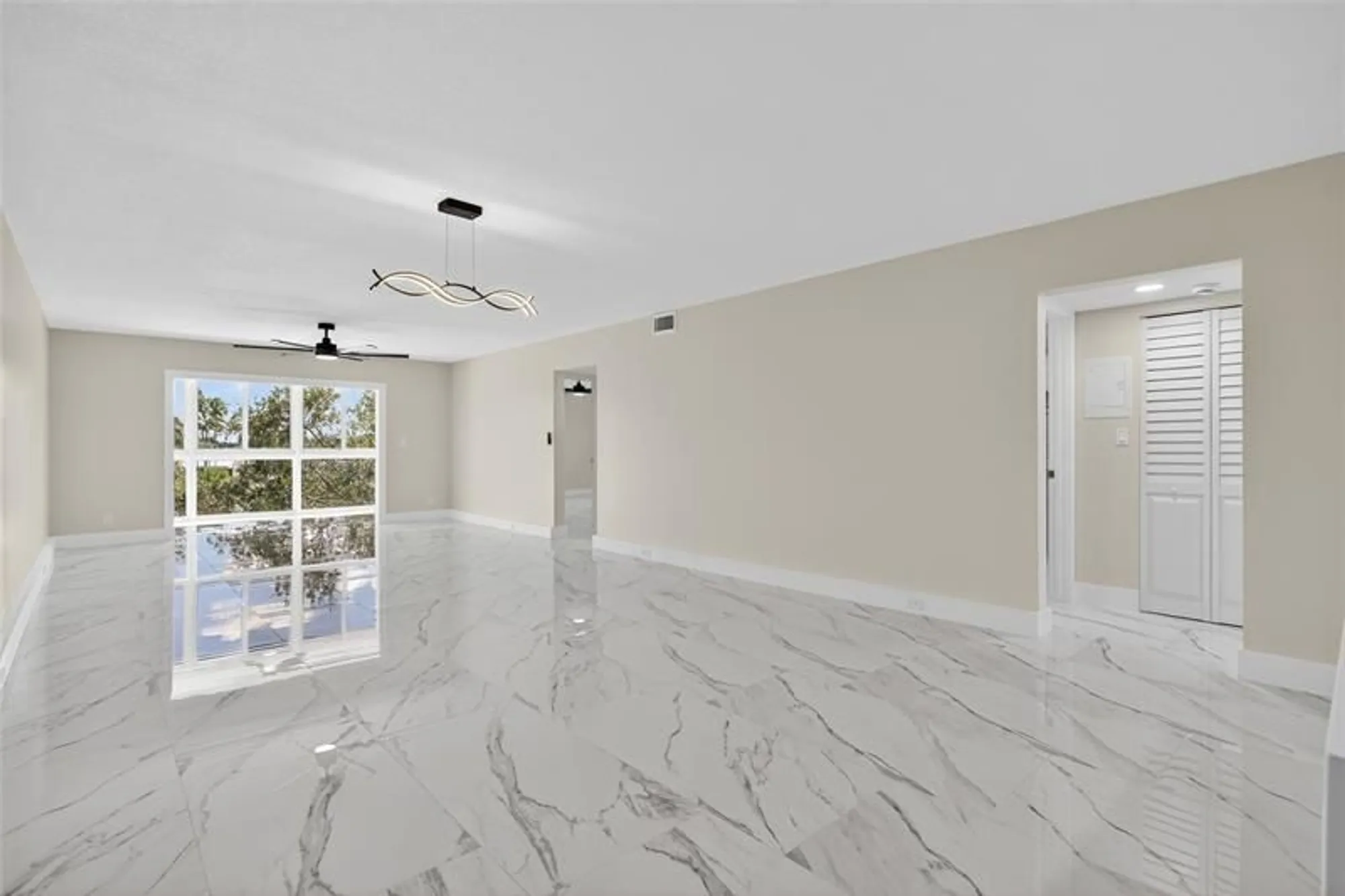 Property Slideshow image 11 of 83 | 3303 aruba way o4, Coconut Creek, FL, 33066