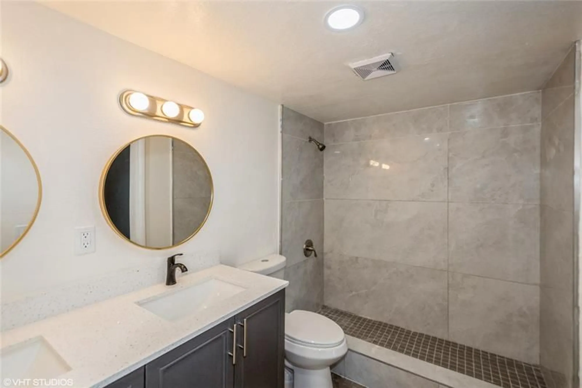 Property Slideshow image 18 of 33 | 2805 victoria way d1, Coconut Creek, FL, 33066