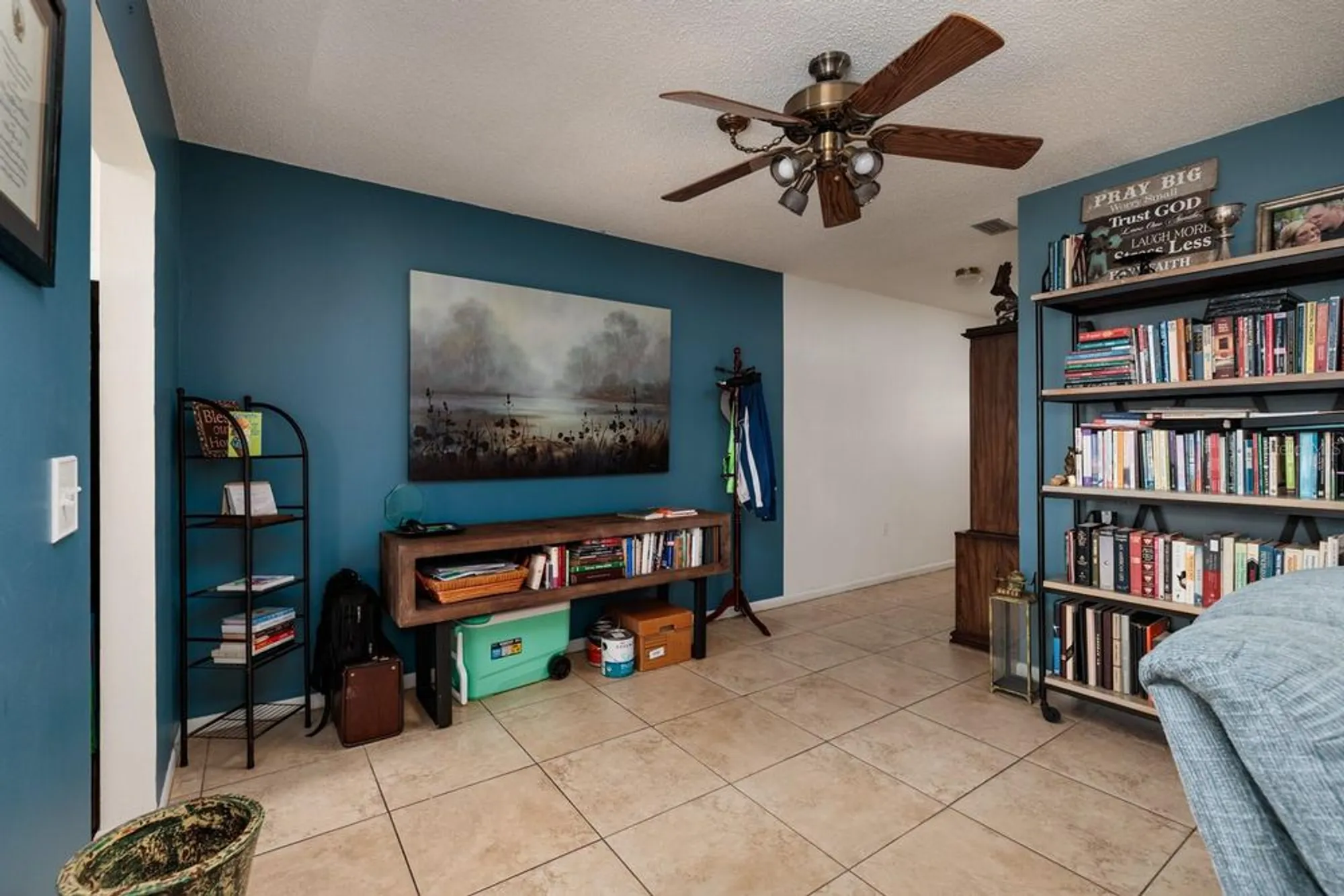 Property Slideshow image 5 of 22 | 5623 80th st n unit 504, Saint Petersburg, FL, 33709