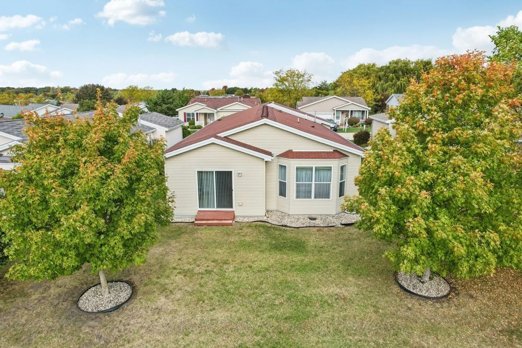 Property Slideshow image 31 of 33 | 3306 stakes ln, Grayslake, IL, 60030