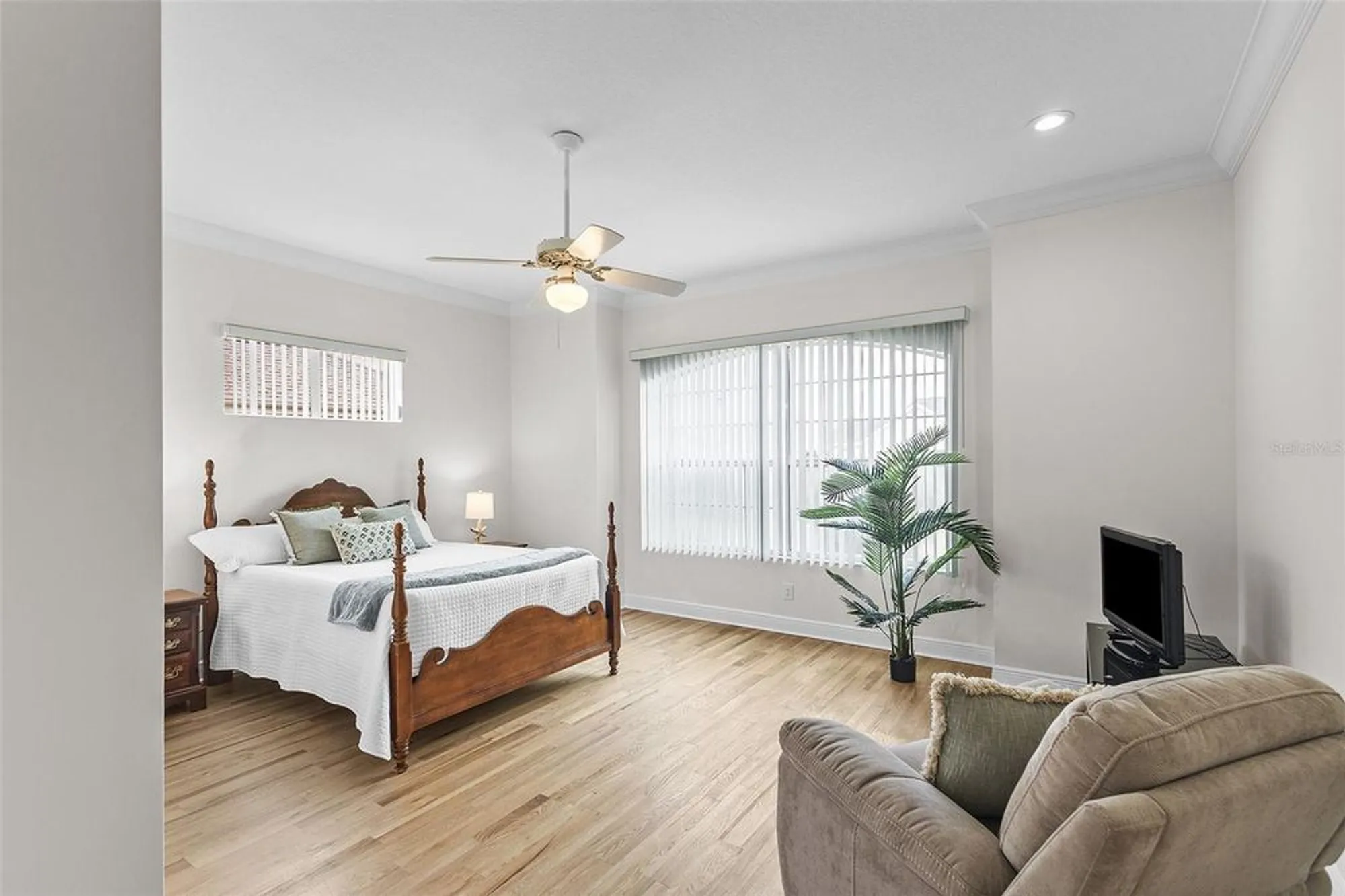 Property Slideshow image 32 of 45 | 1724 madero dr, The Villages, FL, 32159