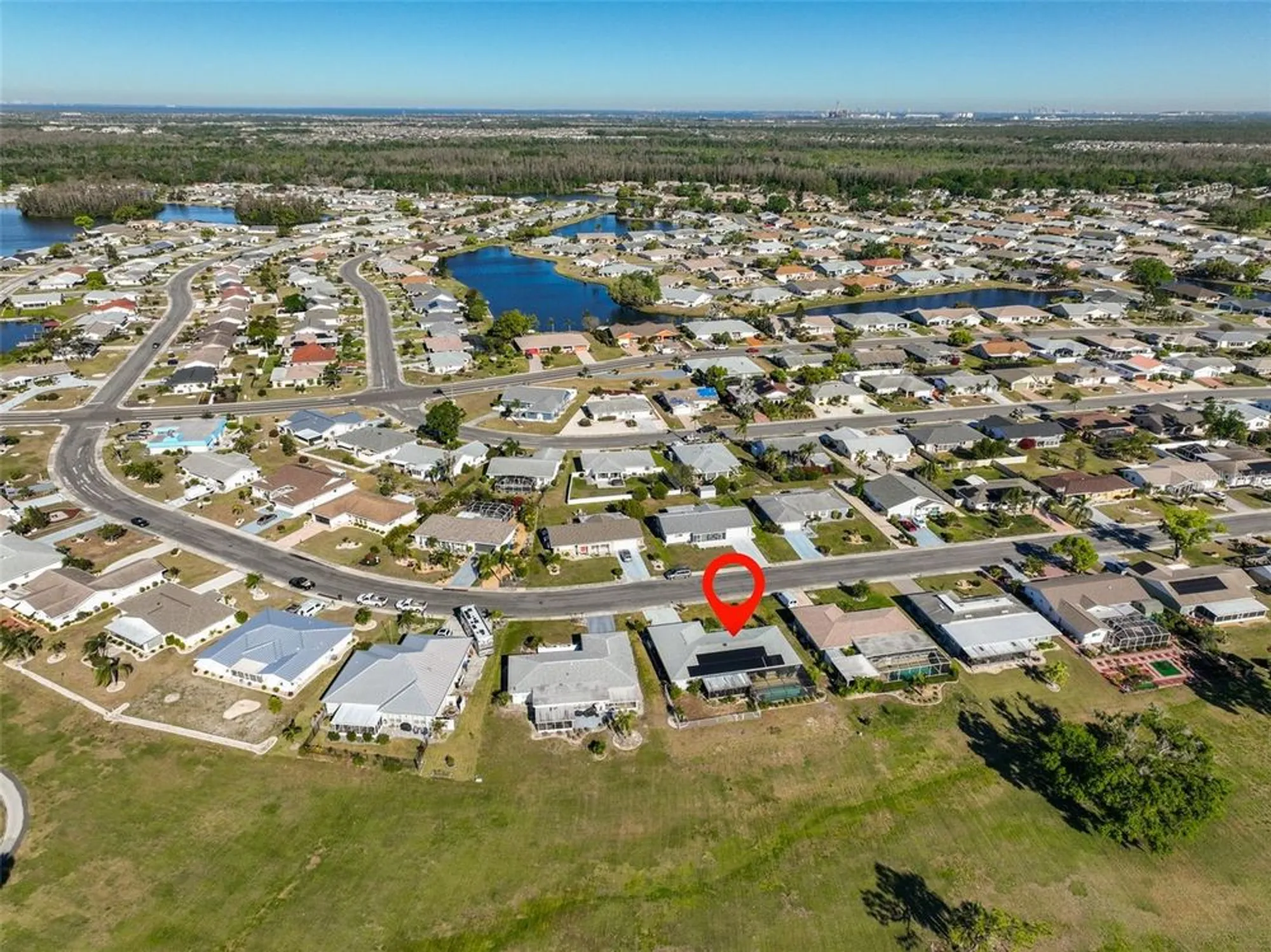 Property Slideshow image 7 of 53 | 672 allegheny dr, Sun City Center, FL, 33573