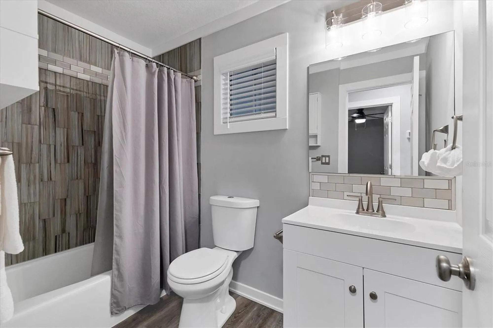 Property Slideshow image 19 of 33 | 3661 lake bayshore dr # 507j, Bradenton, FL, 34205