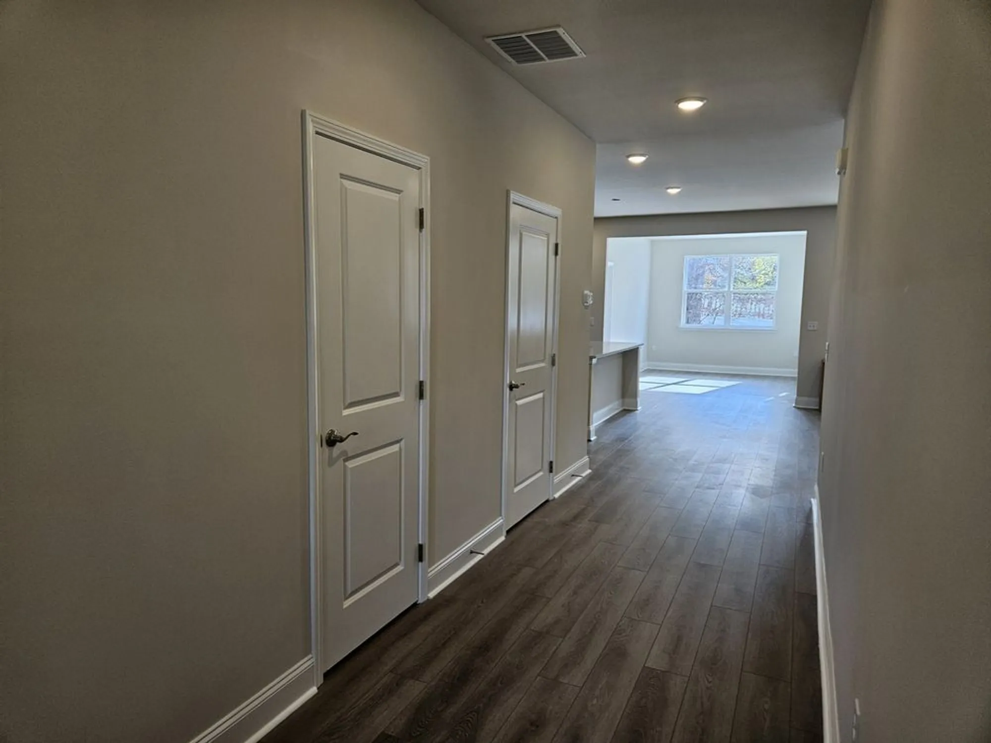 Property Slideshow image 11 of 38 | 336 stonehaus cir, Antioch, TN, 37013