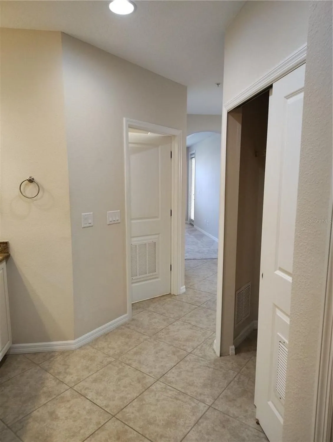 Property Slideshow image 33 of 84 | 1264 riverscape st b, Bradenton, FL, 34208