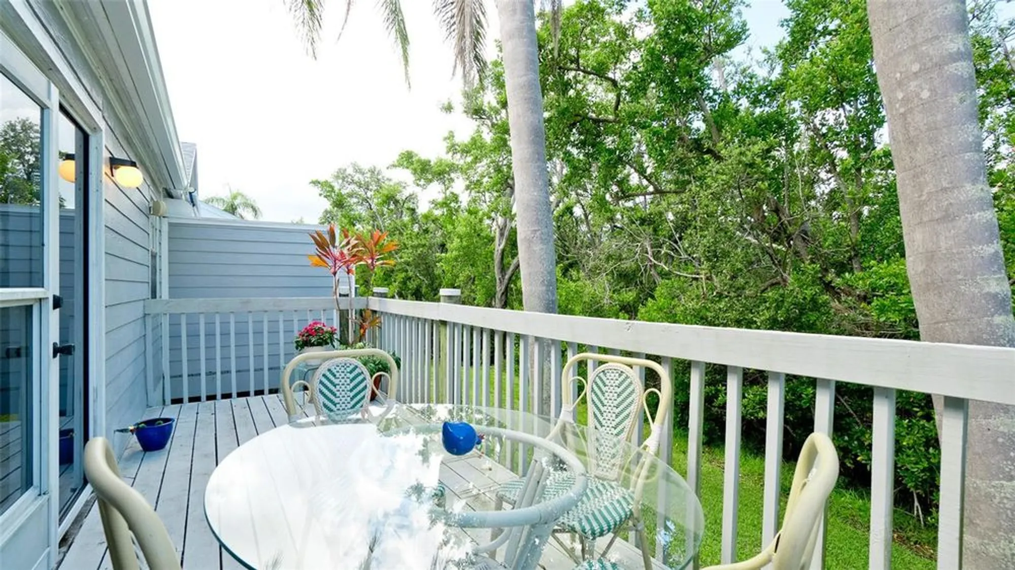 Property Slideshow image 5 of 46 | 512 sanderling cir, Bradenton, FL, 34209