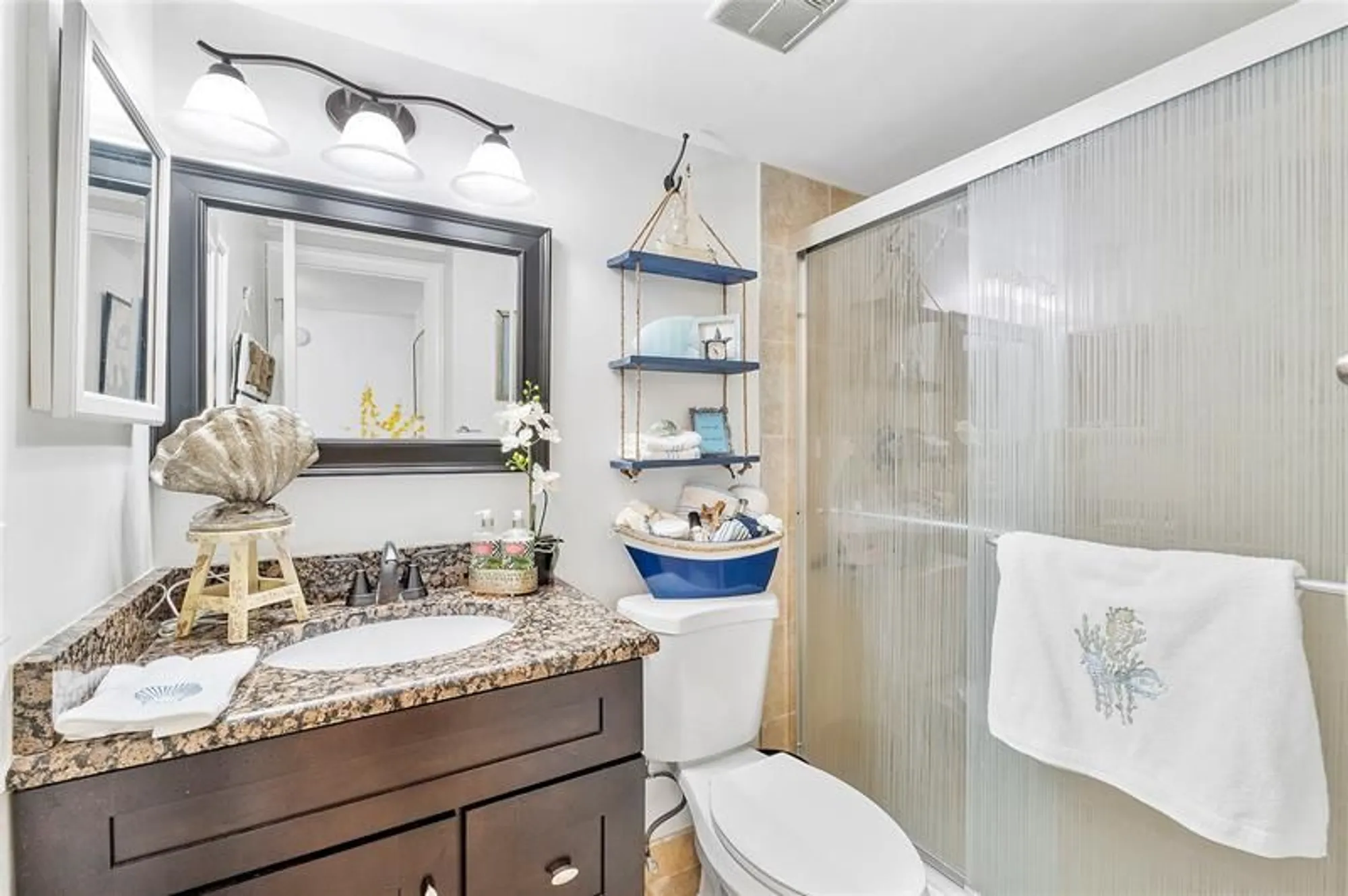 Property Slideshow image 4 of 11 | 441 nw 76th ave 101, Margate, FL, 33063