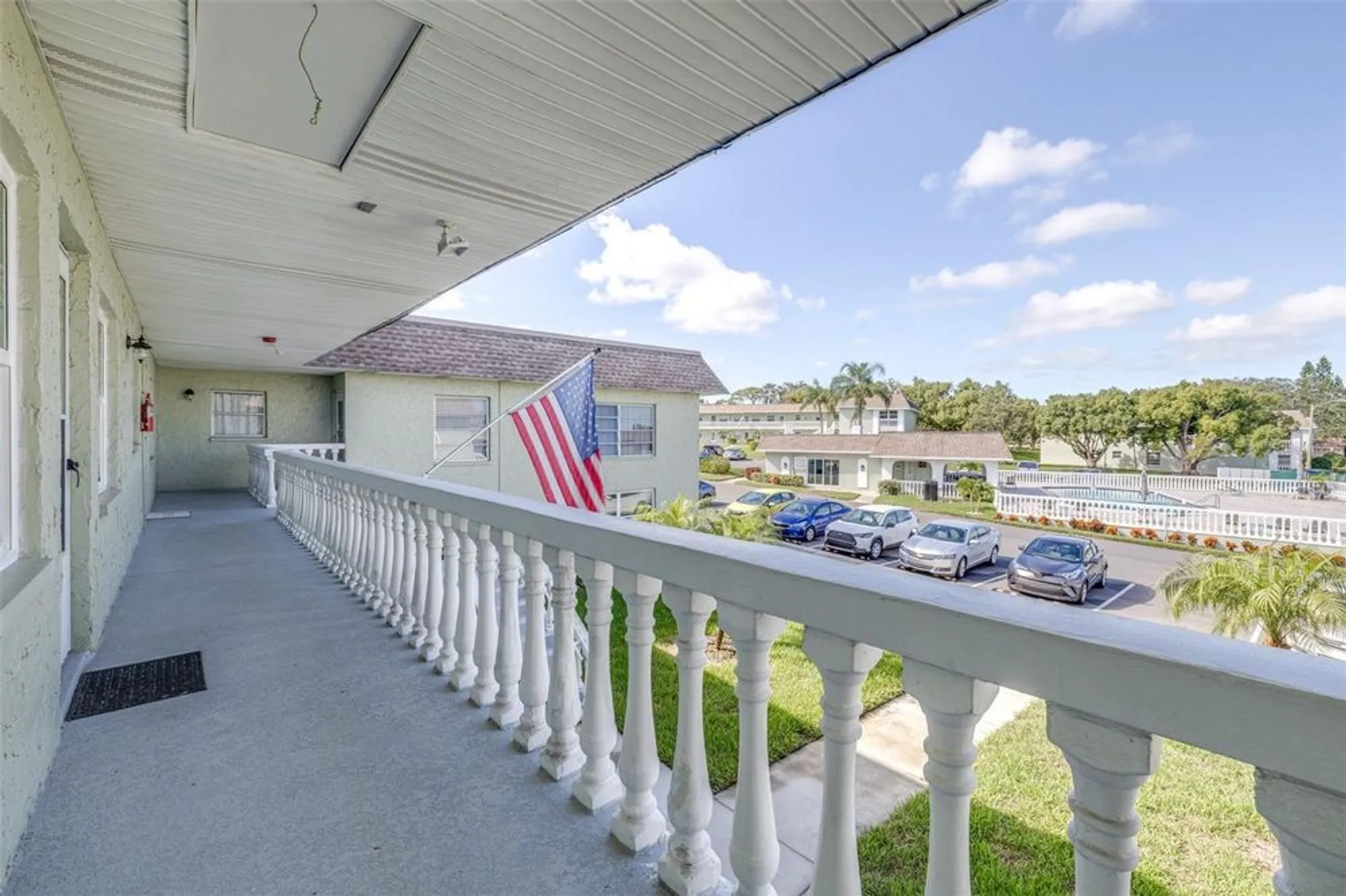 Property Slideshow image 5 of 33 | 1250 s pinellas ave apt 711, Tarpon Springs, FL, 34689