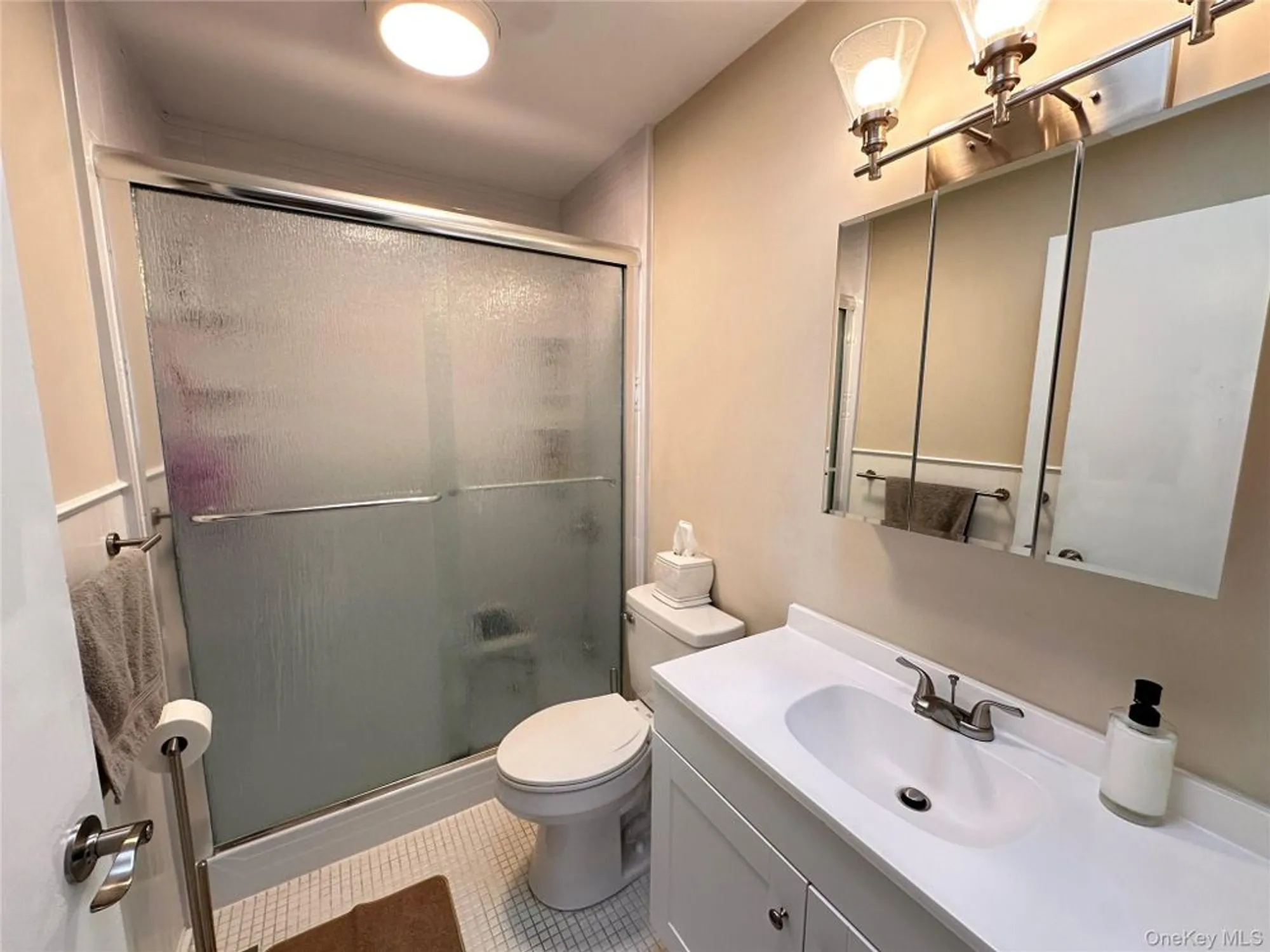 Property Slideshow image 14 of 20 | 276 berwick ct a, Ridge, NY, 11961