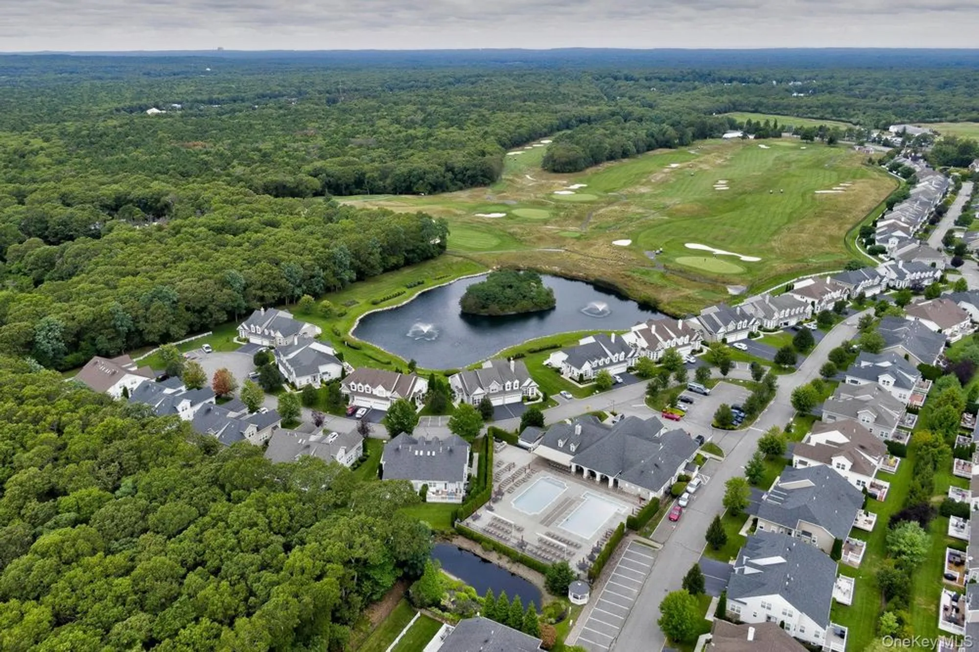 Property Slideshow image 27 of 40 | 279 augusta dr, Medford, NY, 11763