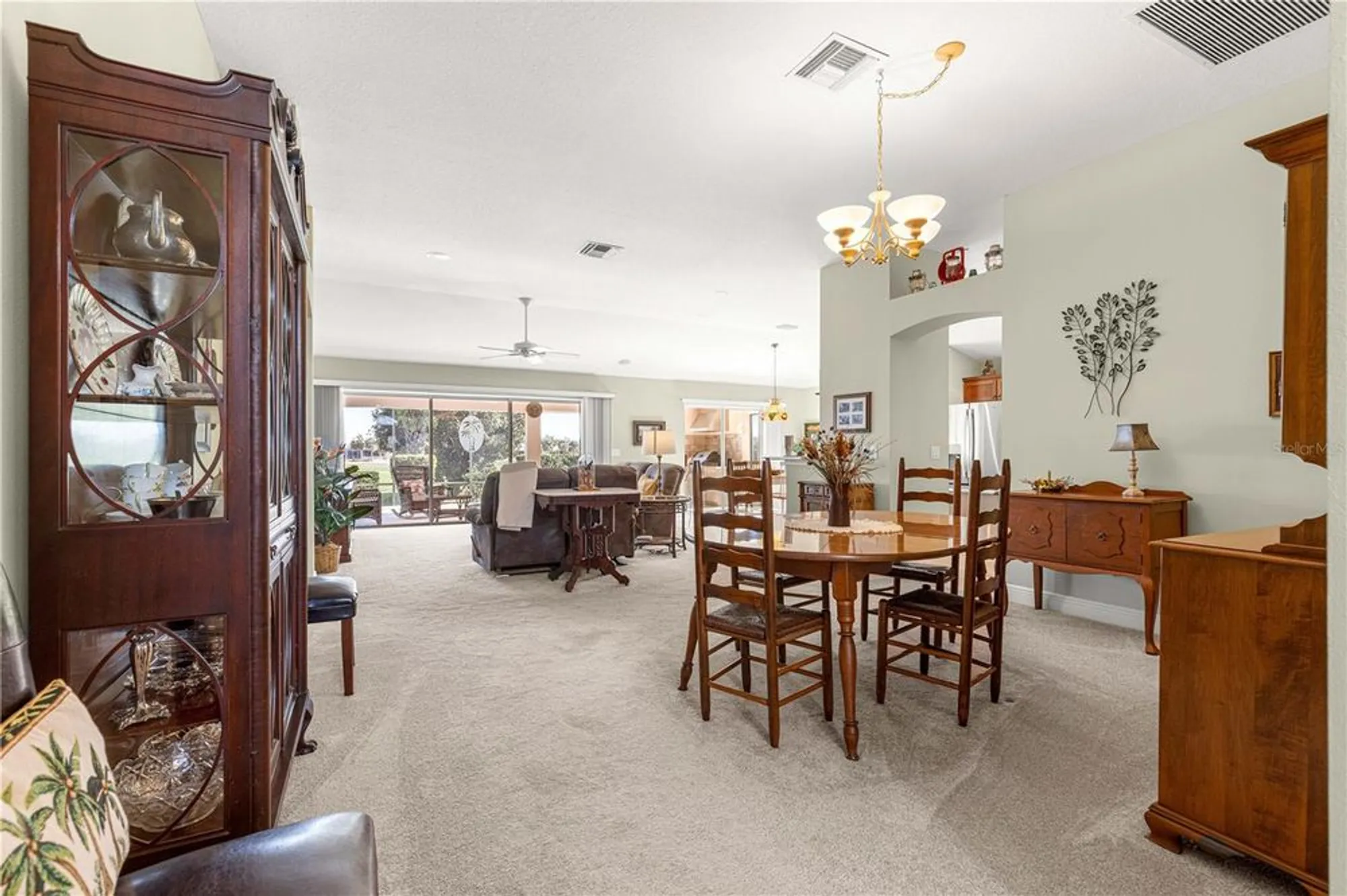 Property Slideshow image 12 of 51 | 949 isle of palms path, The Villages, FL, 32162