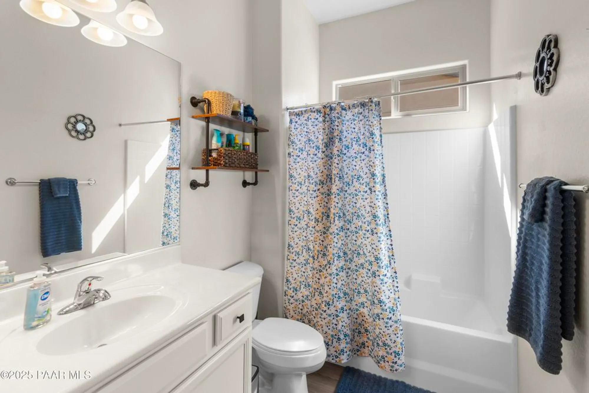 Property Slideshow image 9 of 27 | 7883 e hideaway falls ct # 20-a, Prescott Valley, AZ, 86315