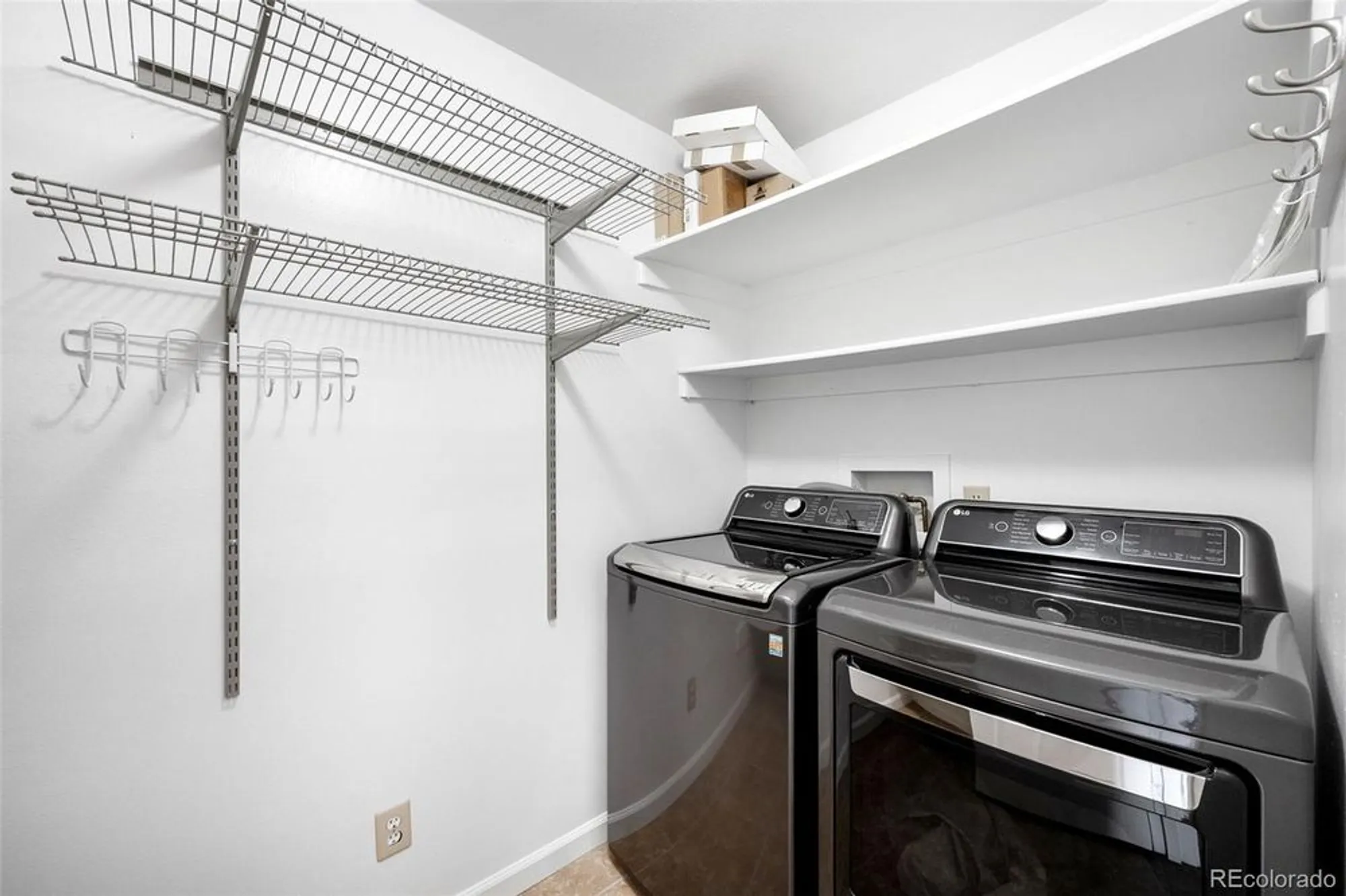 Property Slideshow image 19 of 26 | 14300 e marina dr 502, Aurora, CO, 80014