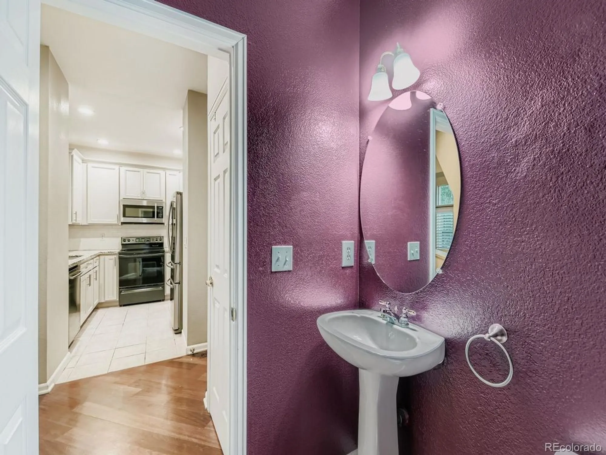 Property Slideshow image 12 of 37 | 2712 w greens pl, Littleton, CO, 80123