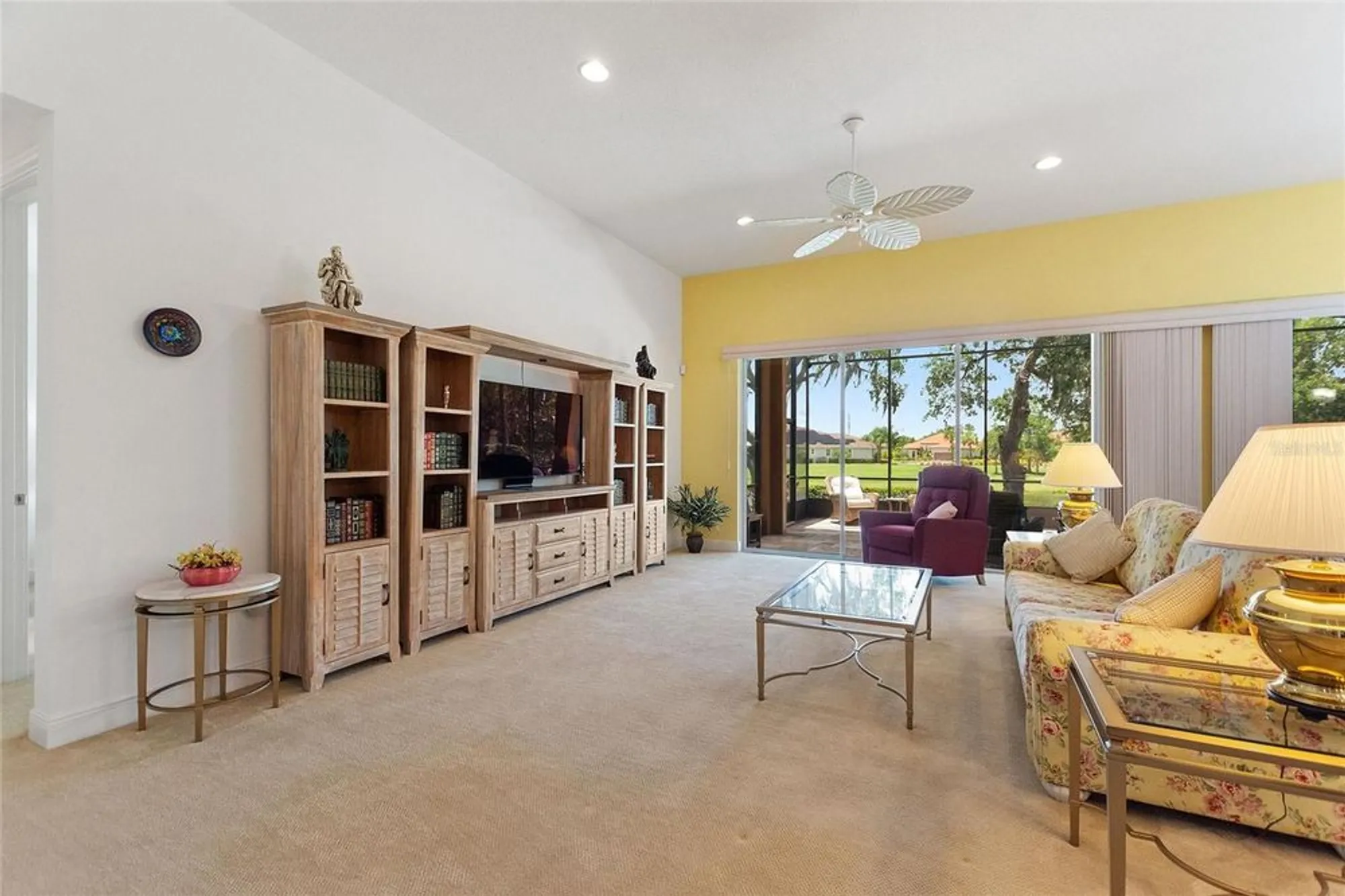 Property Slideshow image 11 of 99 | 346 treviso dr, Kissimmee, FL, 34759