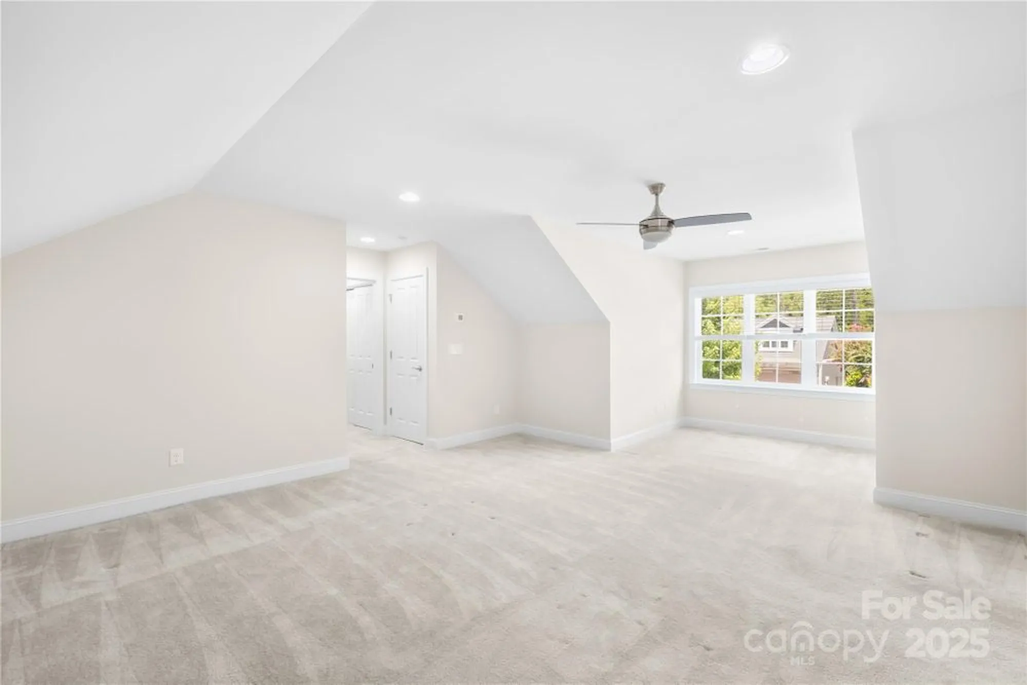 Property Slideshow image 34 of 47 | 135 valleymist ln, Mooresville, NC, 28117