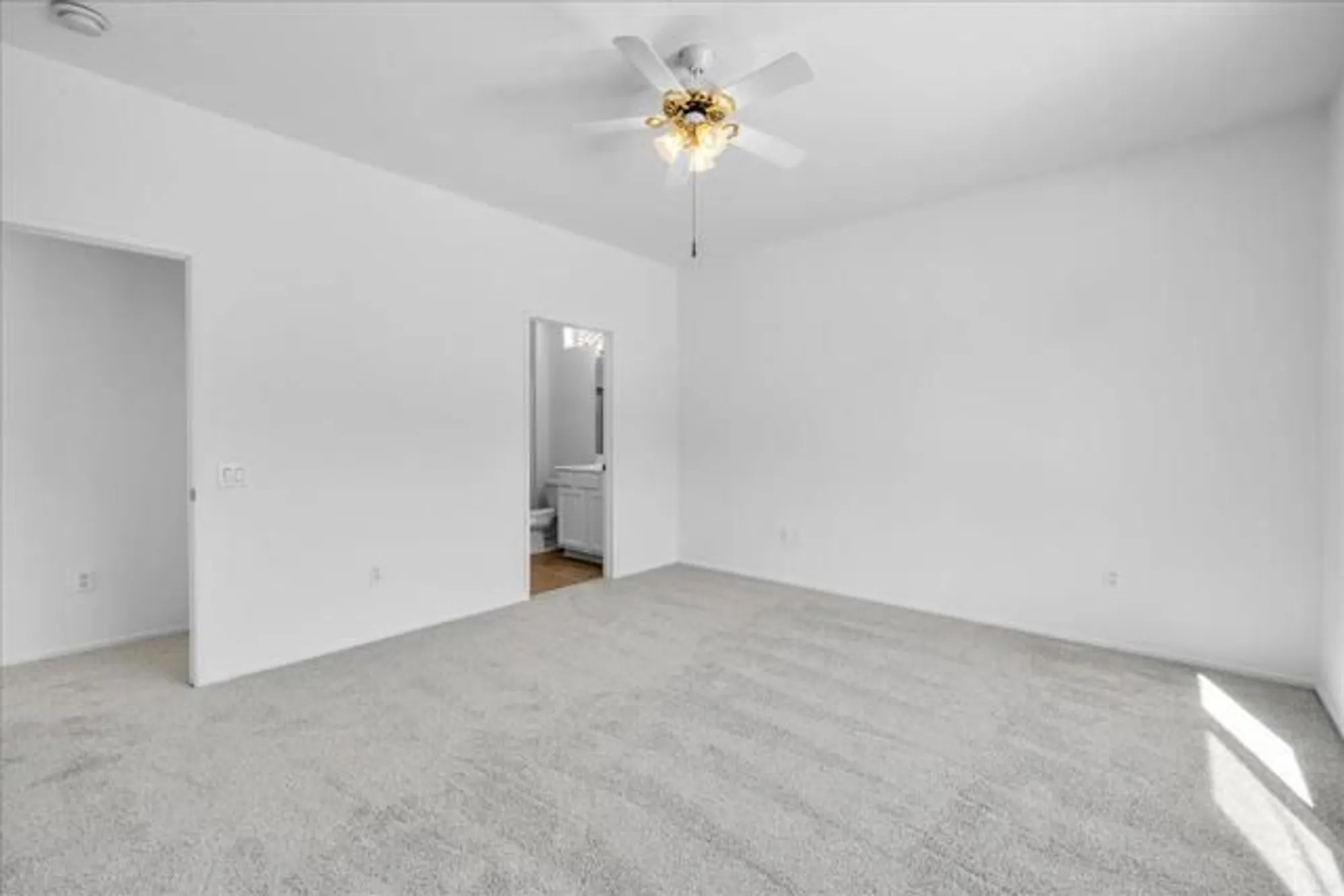 Property Slideshow image 16 of 43 | 78685 rockwell cir, Palm Desert, CA, 92211